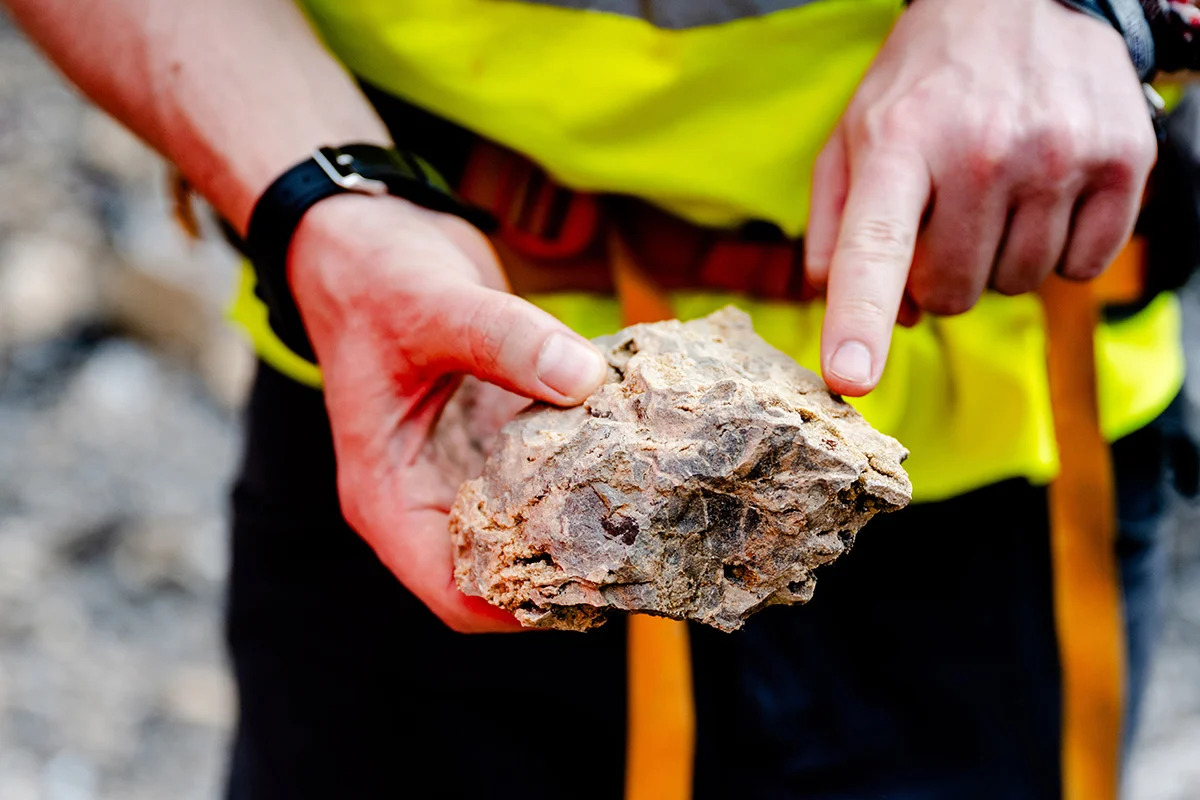 Porous-Dolomite-Rock-With-Cavities_jpg_92.jpg