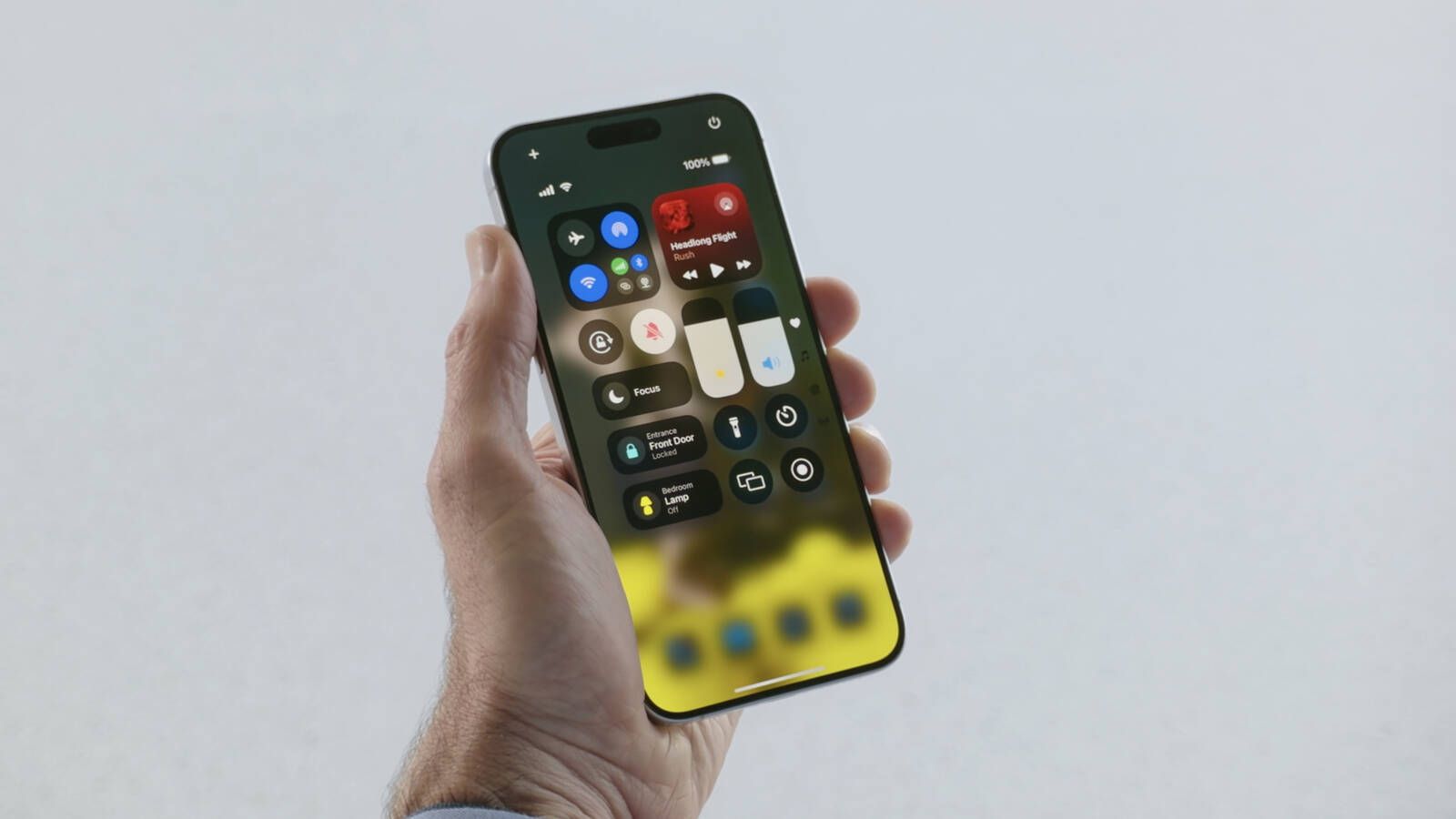 control-center-ios-18.jpg