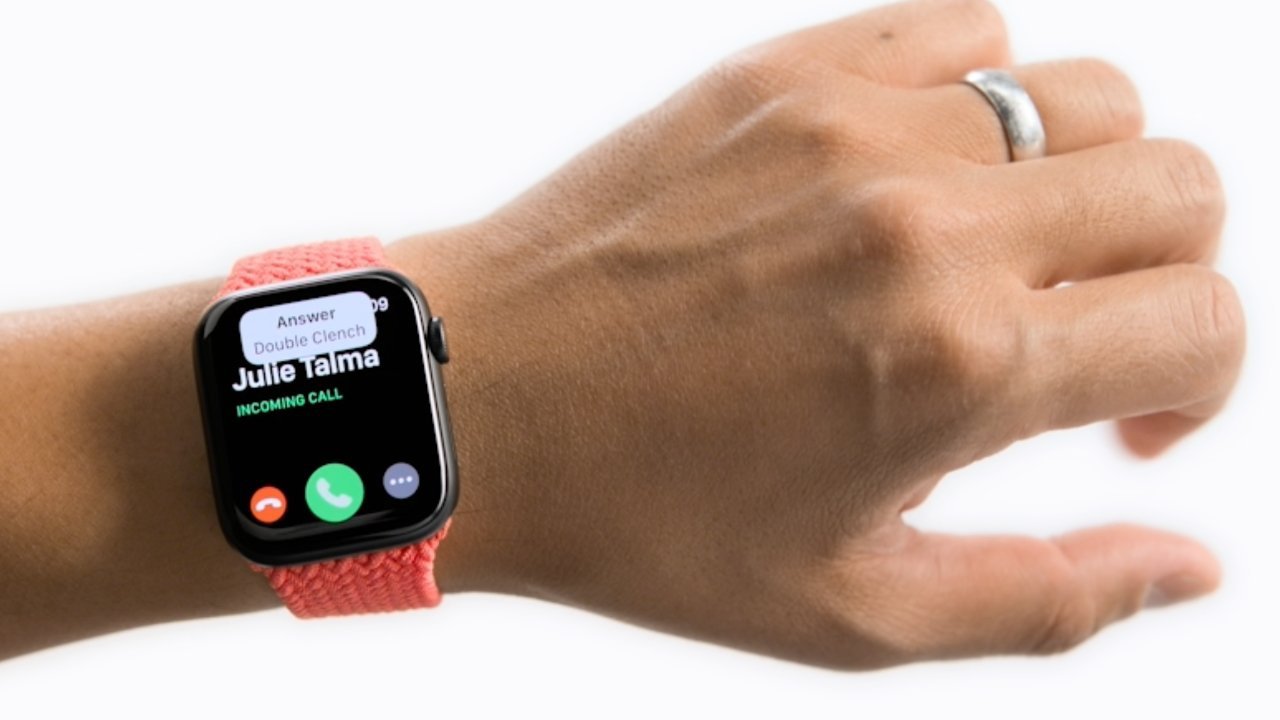 53848-108301-000-lead-Watch-gesture-xl.jpg