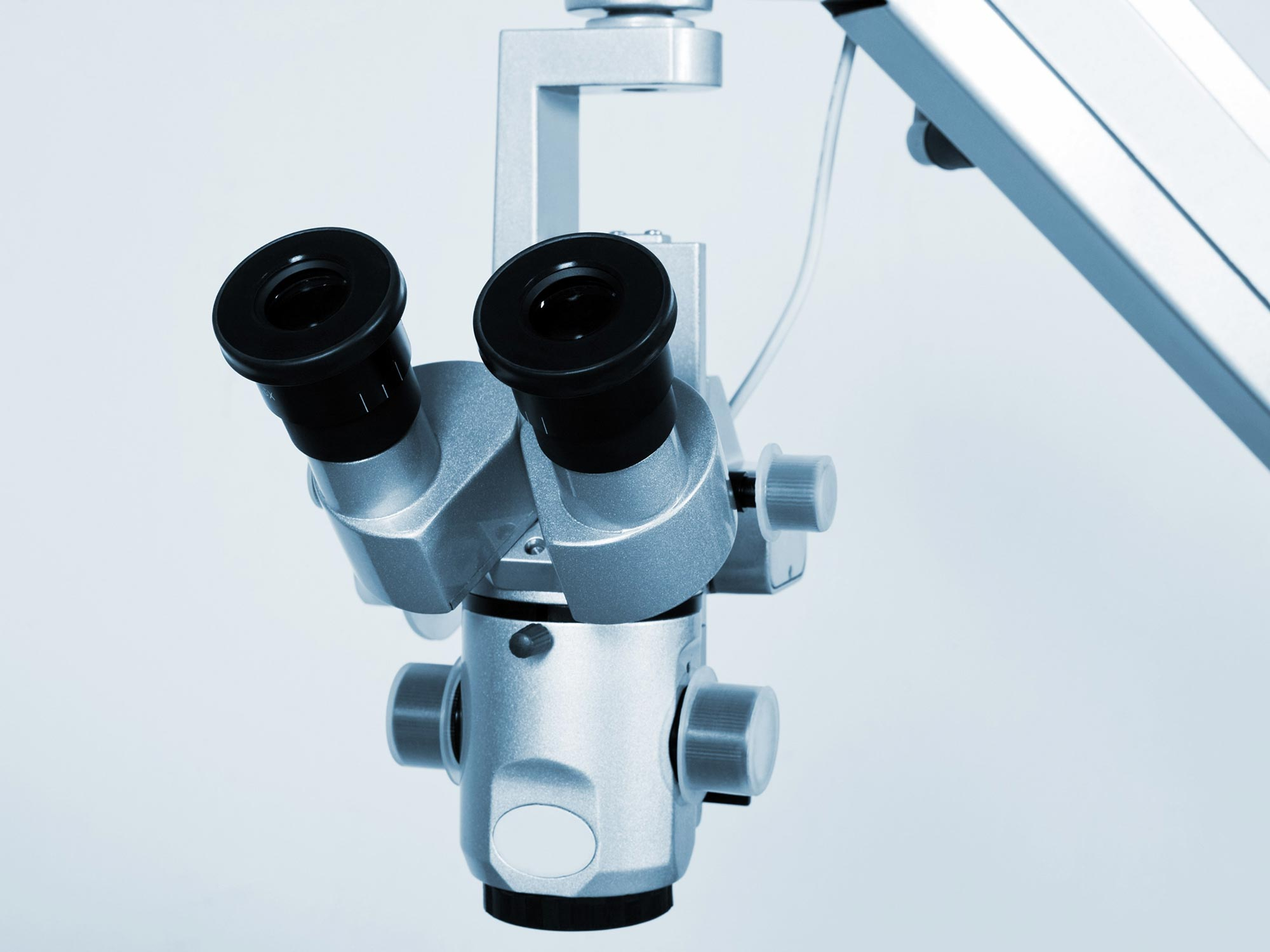 Biomedical-Microscope-Imaging-Equipement.jpg