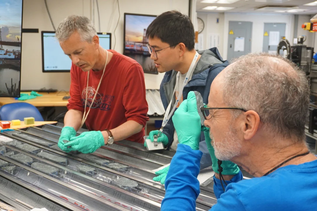 Johan-Lissenberg-and-Colleagues.webp