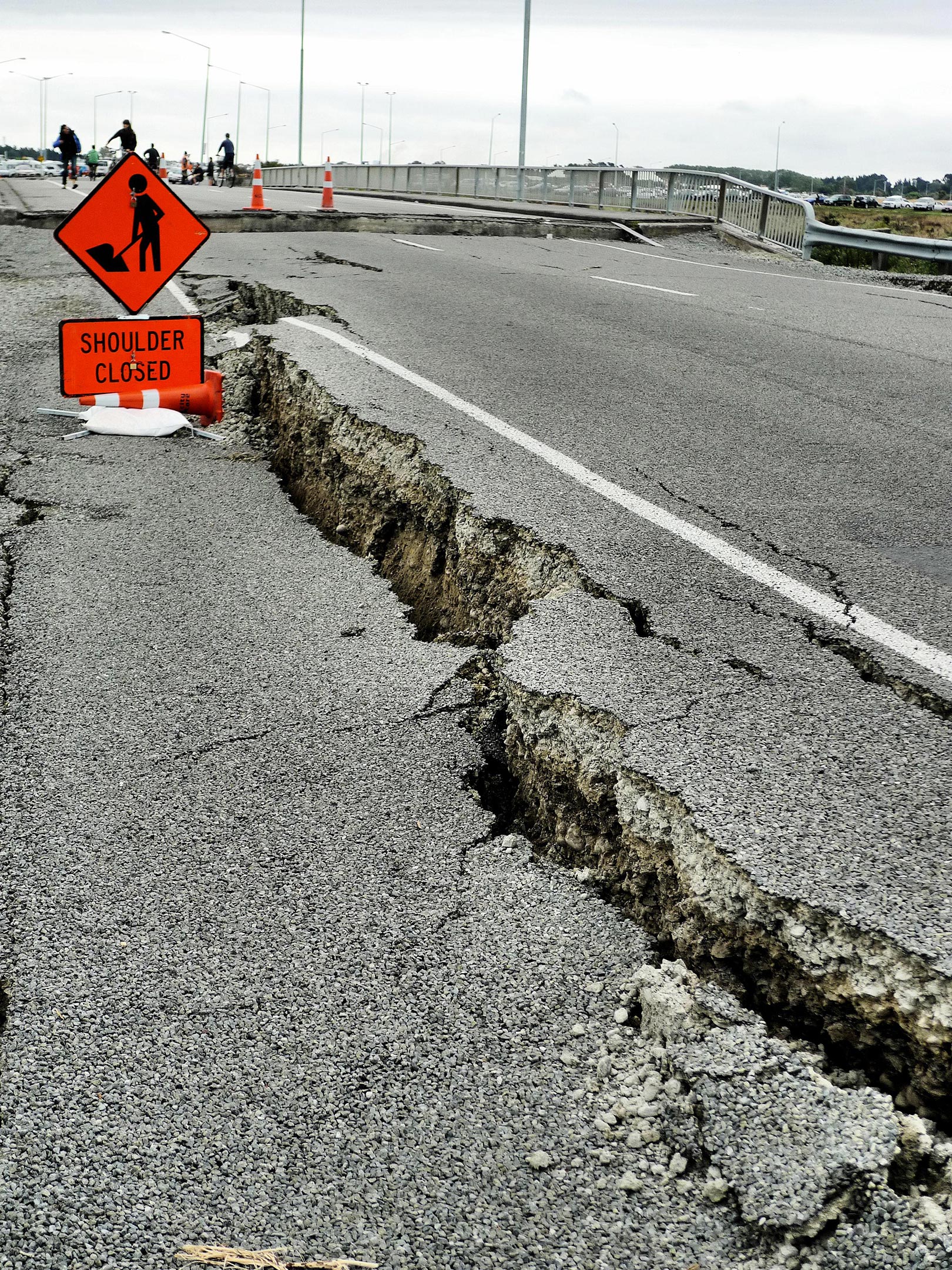 Earthquake-Damage-Bridge-Street-Christchurch-New-Zealand.jpg