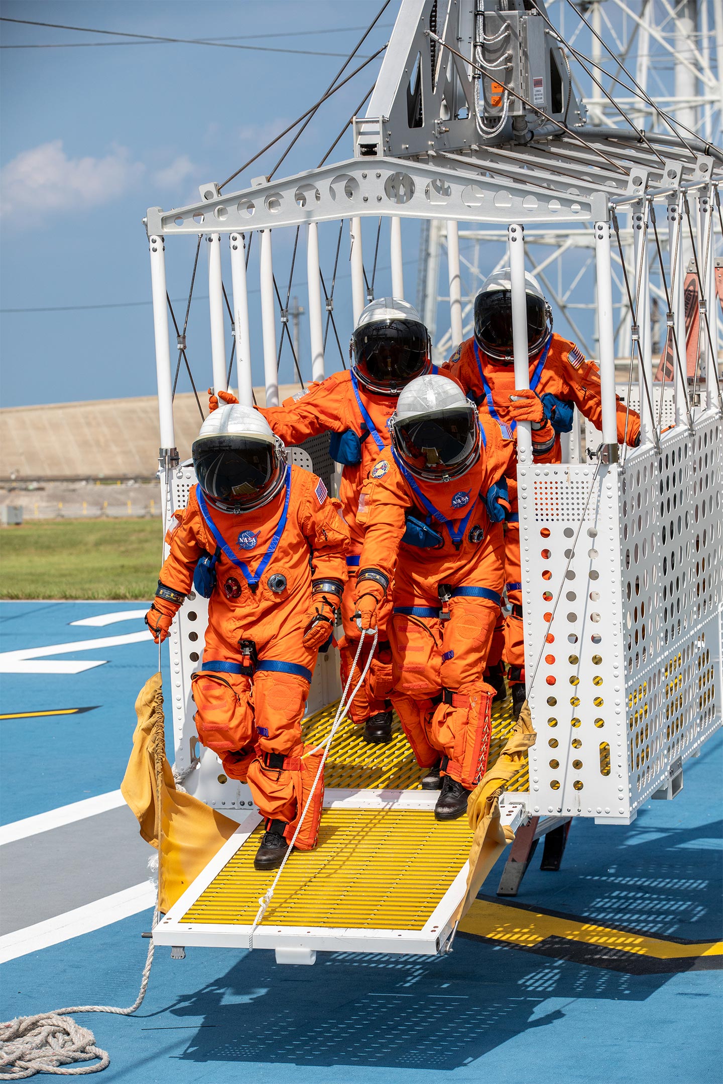 NASA-Artemis-II-Emergency-Escape-Practice.webp