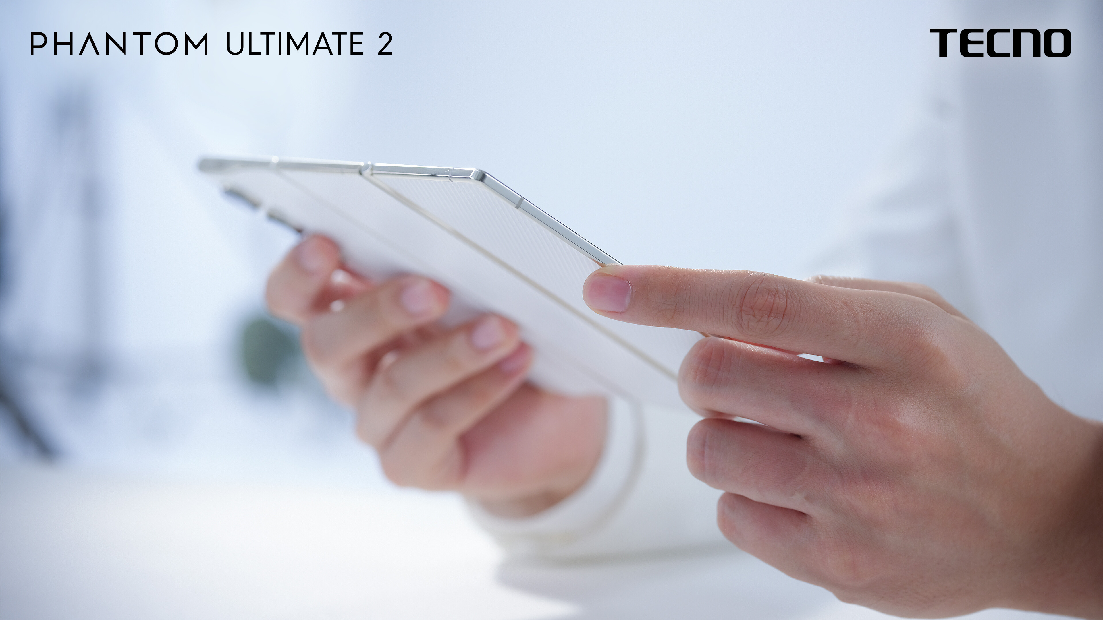 1724824958_tecno-phantom-ultimate-2-5.jpg