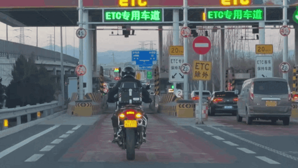 a6790a0fdba443d89ffd771d5b9e6180.gif