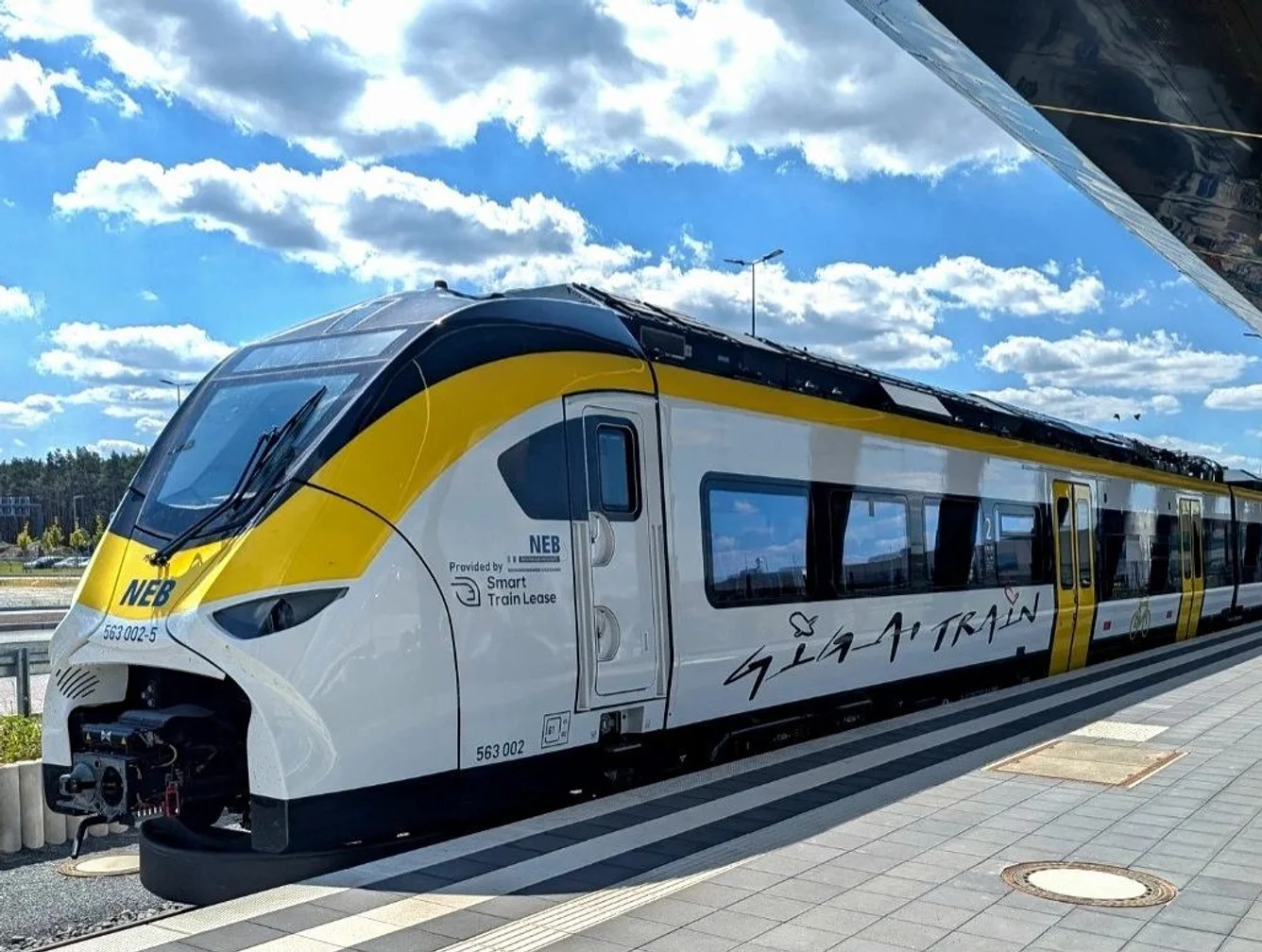 tesla-giga-train-germany.webp
