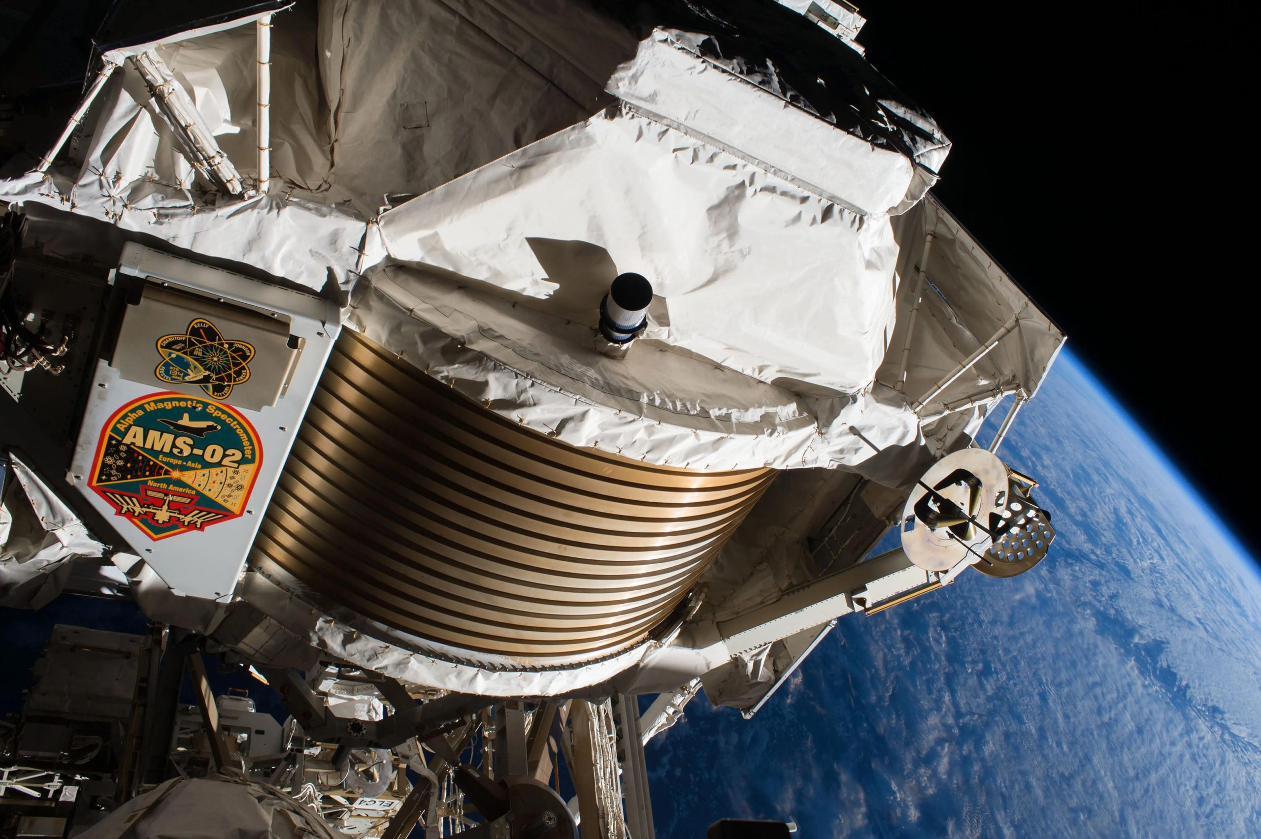 AMS-02-Core-scaled.jpg
