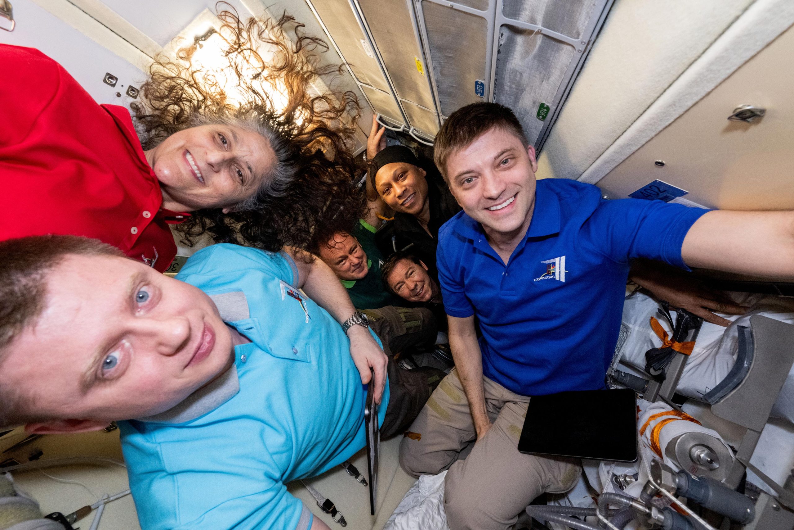 Expedition-71-Crew-Members-Pose-for-Portrait-scaled.jpg