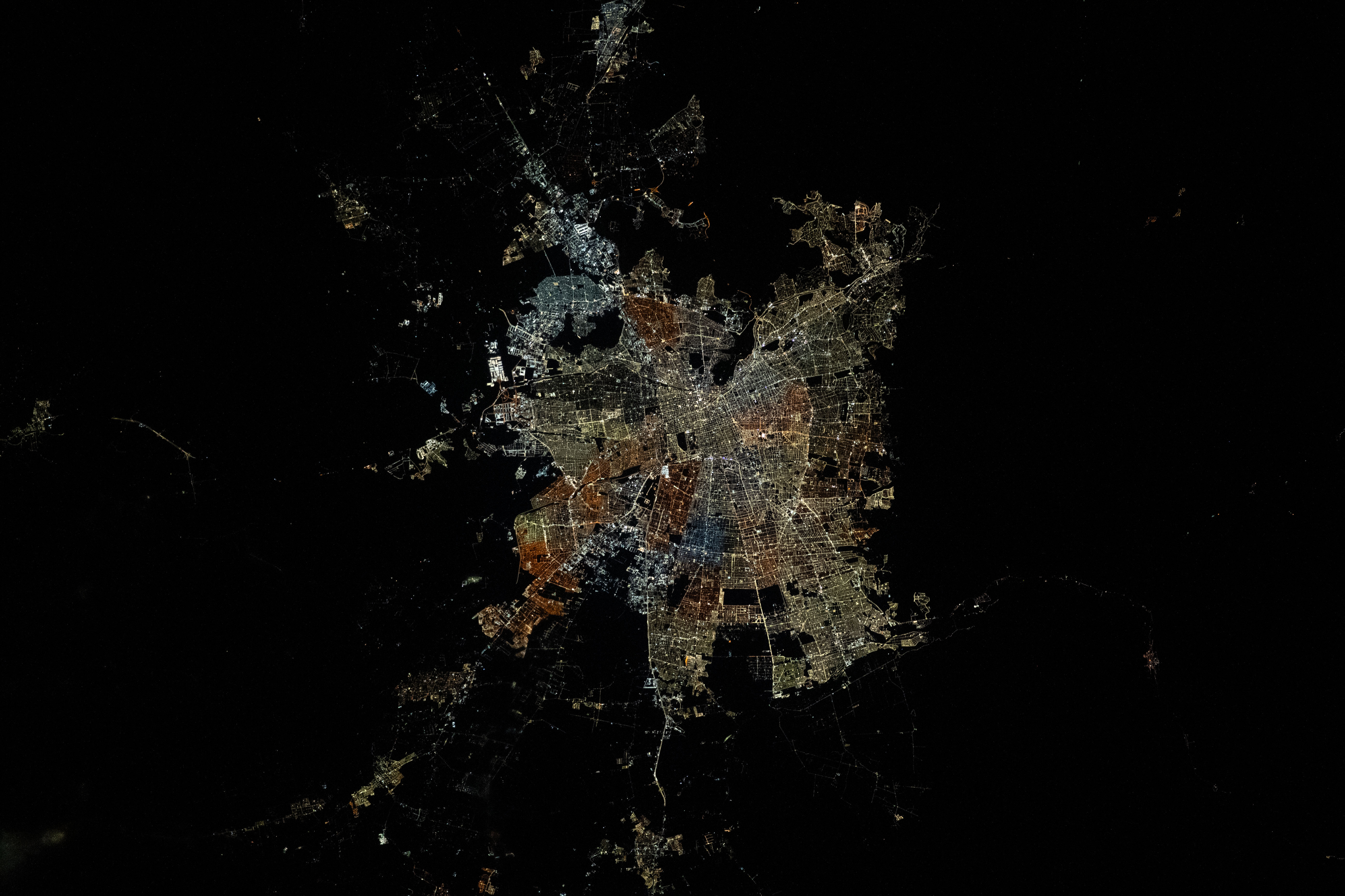 ISS070-E-93399.JPG