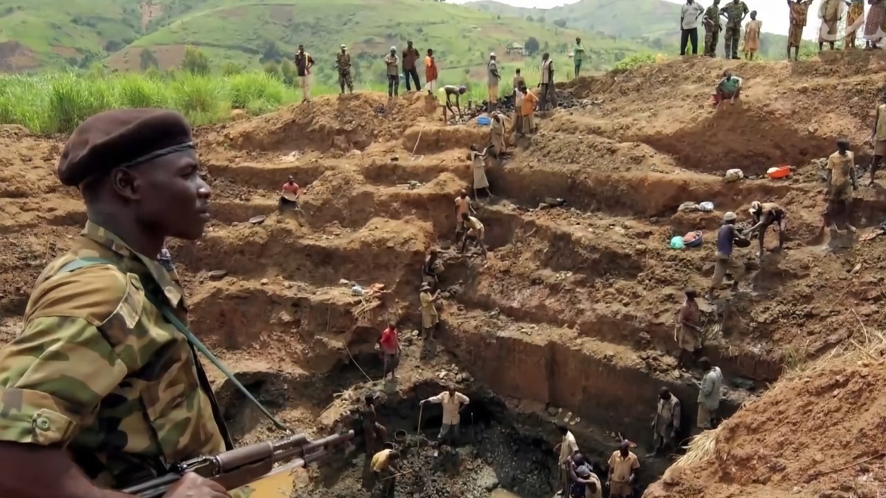 61125-126123-46933-91459-000-lead-Mining-xl-xl.jpg