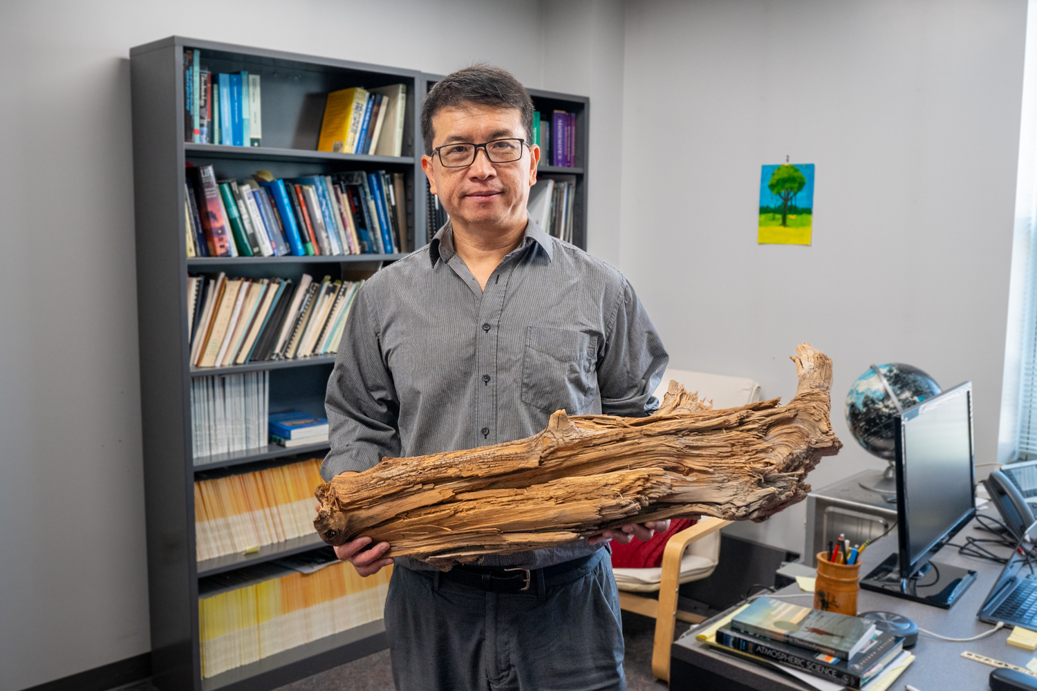 Zeng_Wood_Portrait_090924_UMD08527.jpg