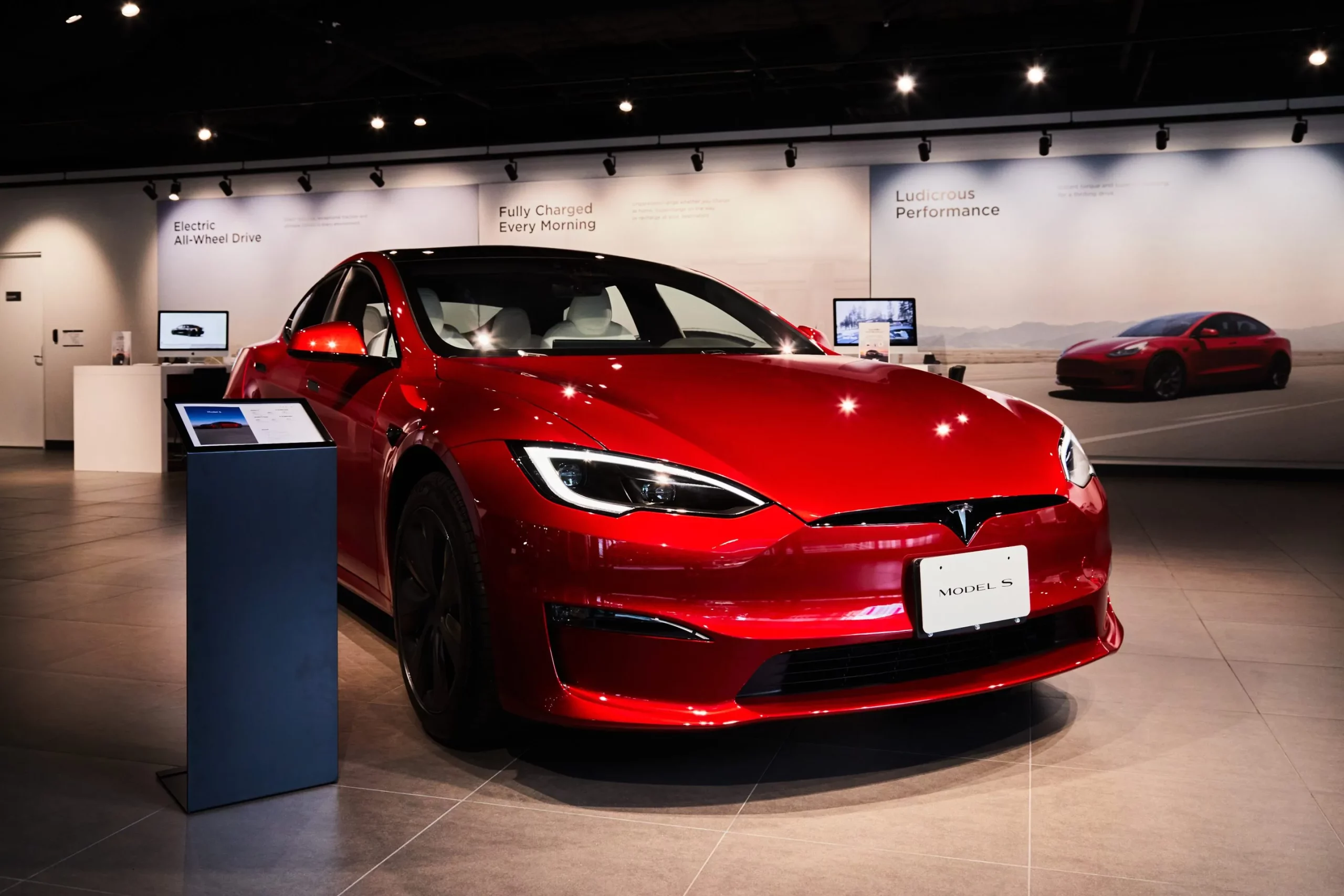 Tesla-scaled.webp