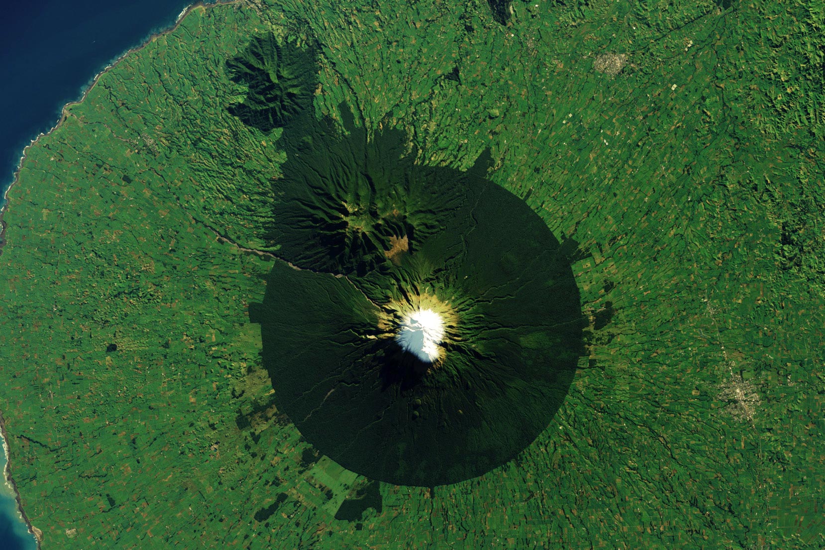 Mount-Taranaki-2023.jpg
