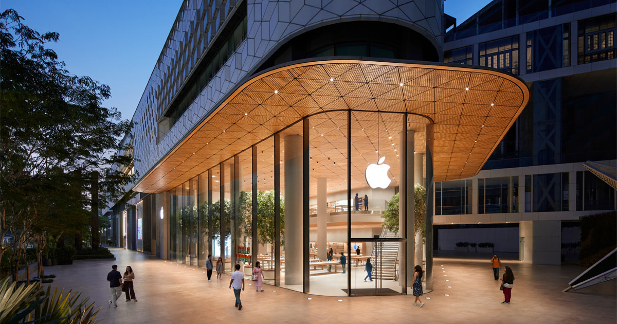 Apple-BKC-Mumbai-India-media-preview-hero.jpg.og.jpg