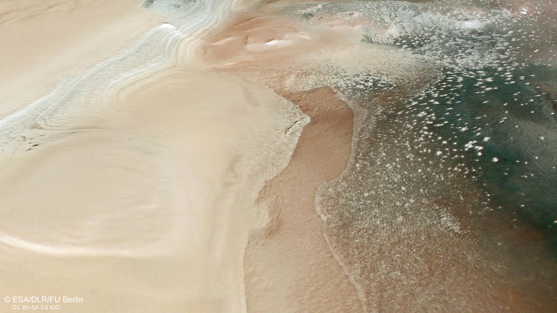 Australe-Scopuli-Mars-Periglacial-Landforms-Perspective-View.jpg