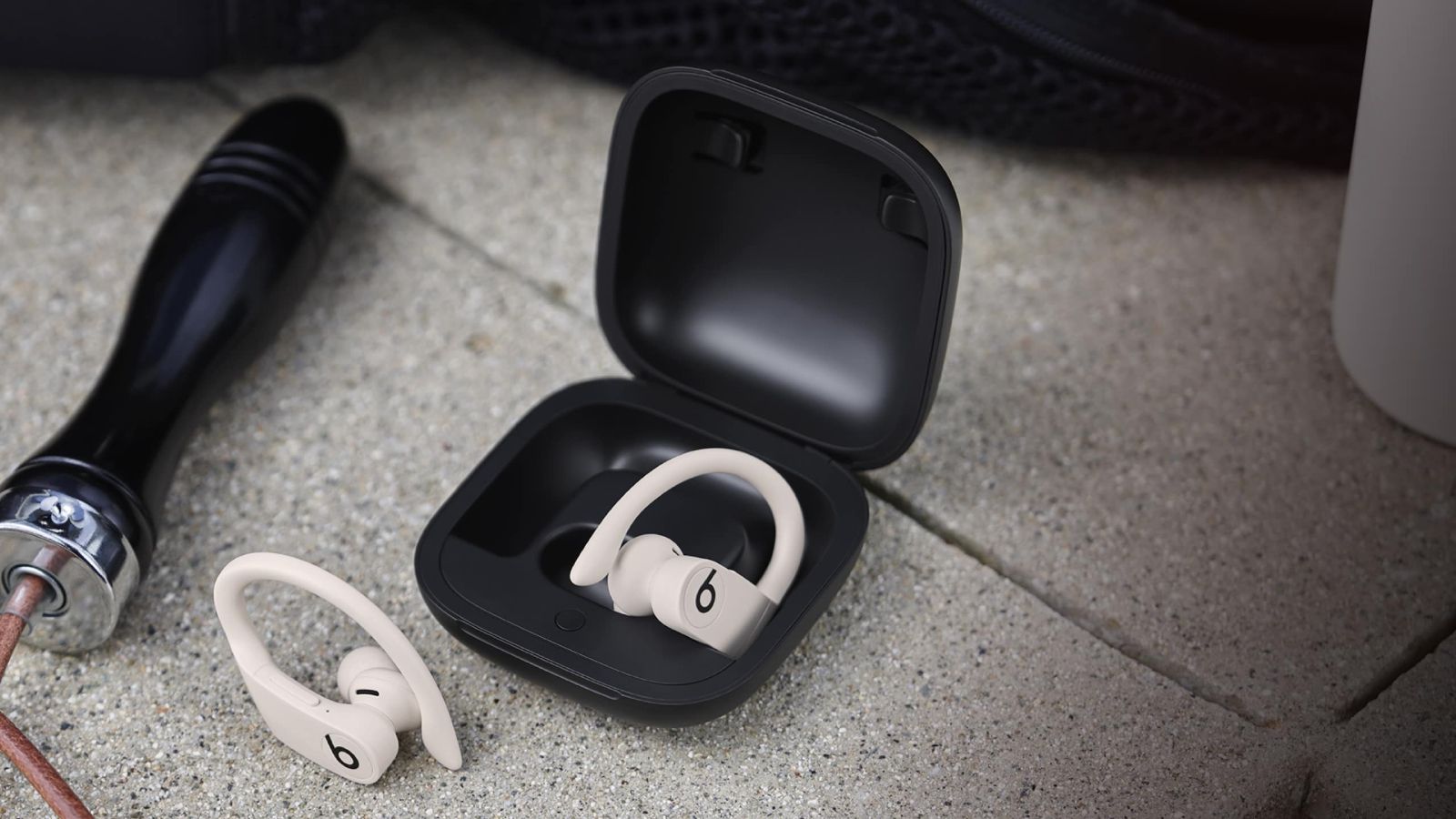 Original-Powerbeats-Pro.jpg