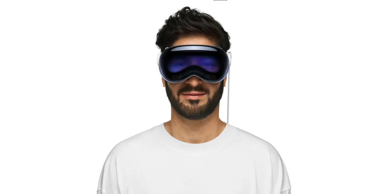 apple-vision-pro-user.webp