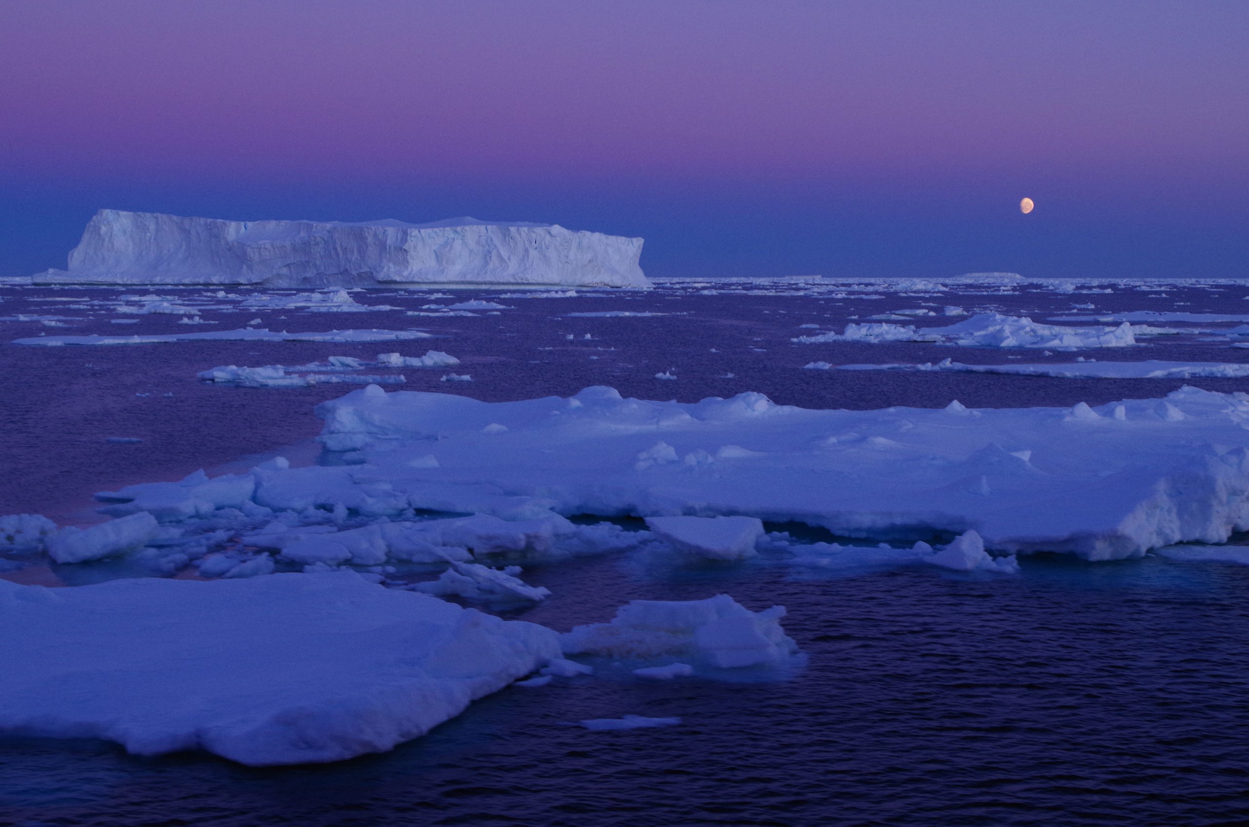 Melting-Ice-in-the-Southern-Ocean-scaled.jpg