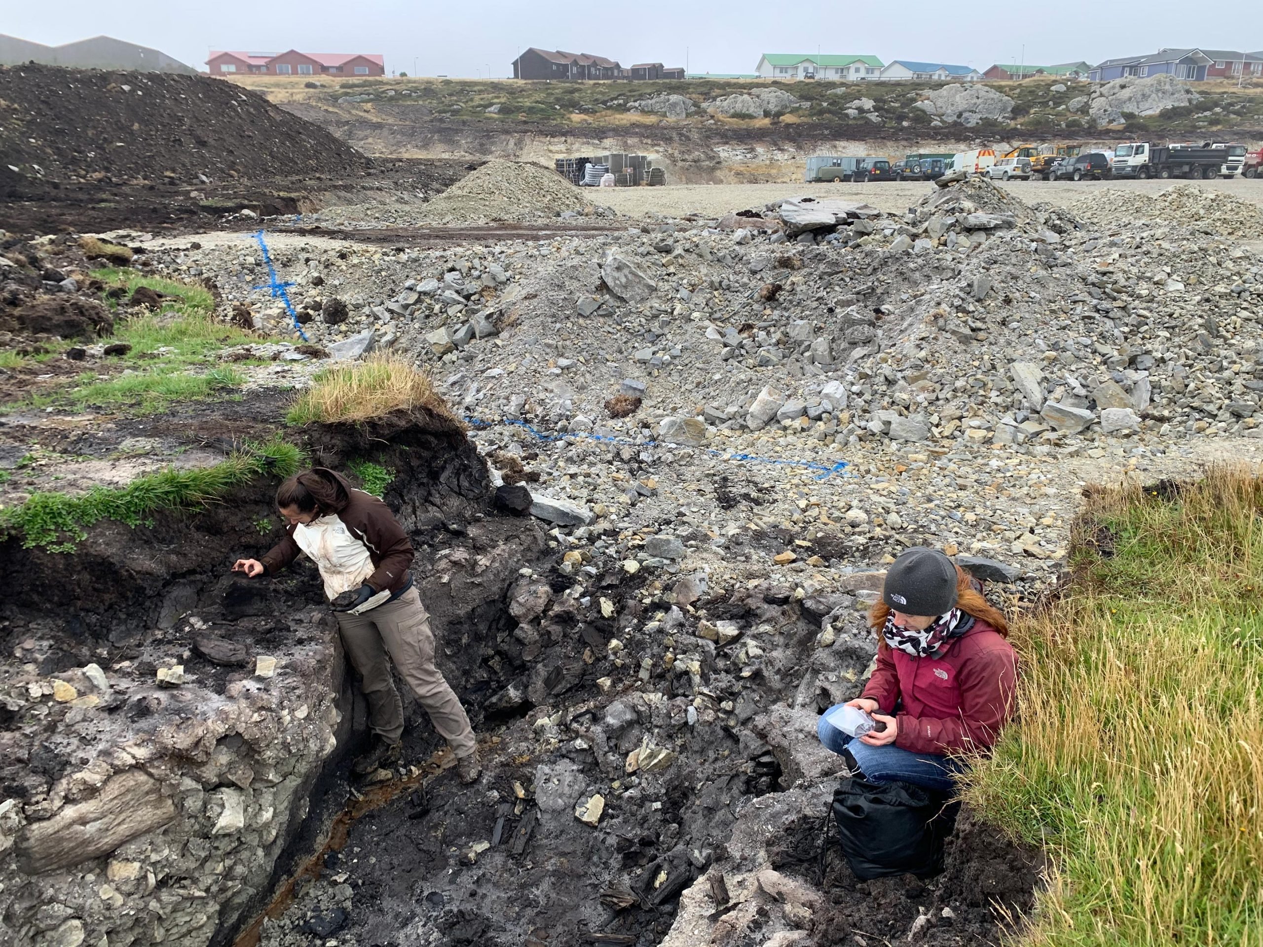 Researchers-at-Tussac-House-Site-scaled.jpg