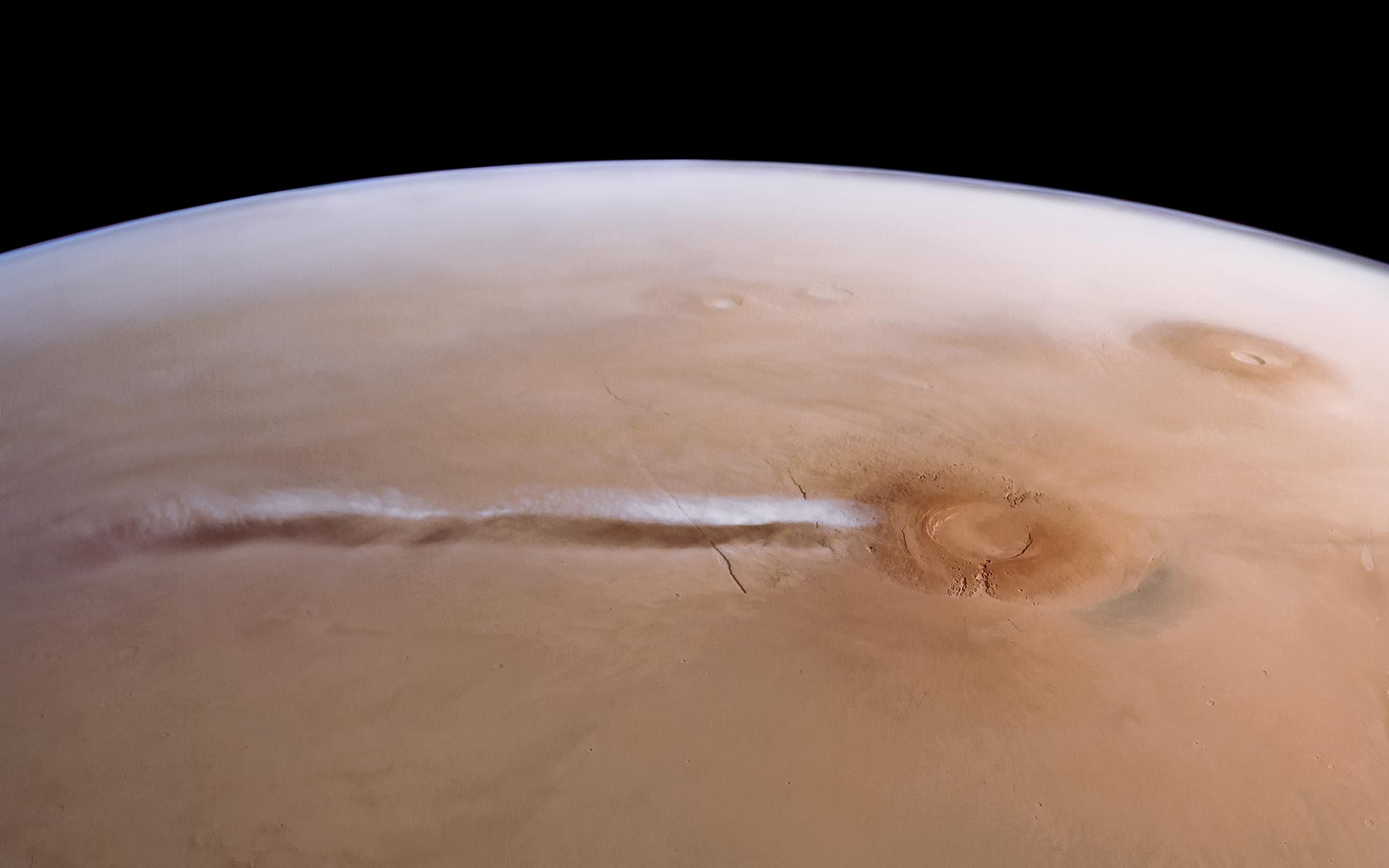 Arsia-Mons-Elongated-Cloud.jpg