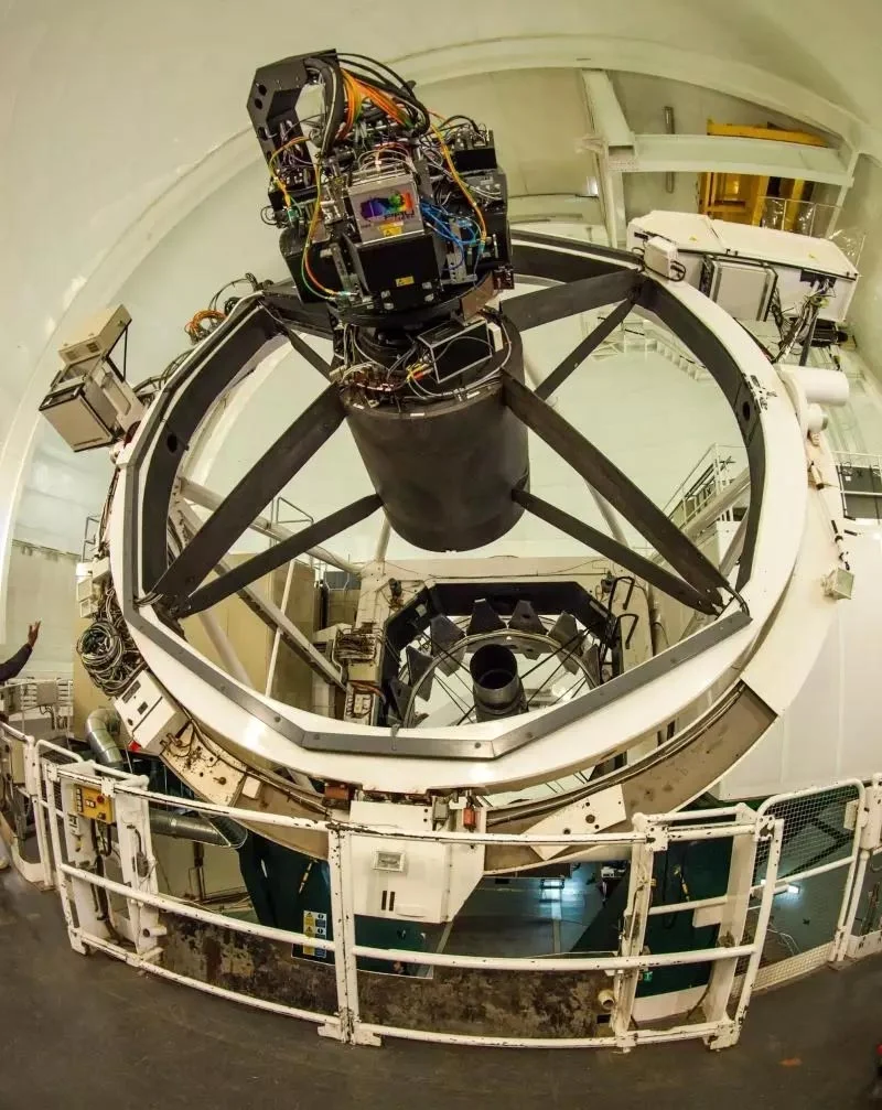 William-Herschel-Telescope-Inside.jpg