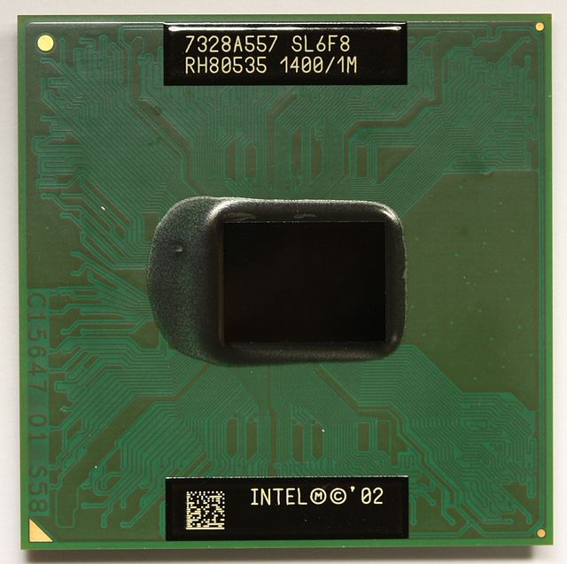 Intel_Pentium_M_1.4_(RH80535GC0171M)-top_PNr°0334.jpg