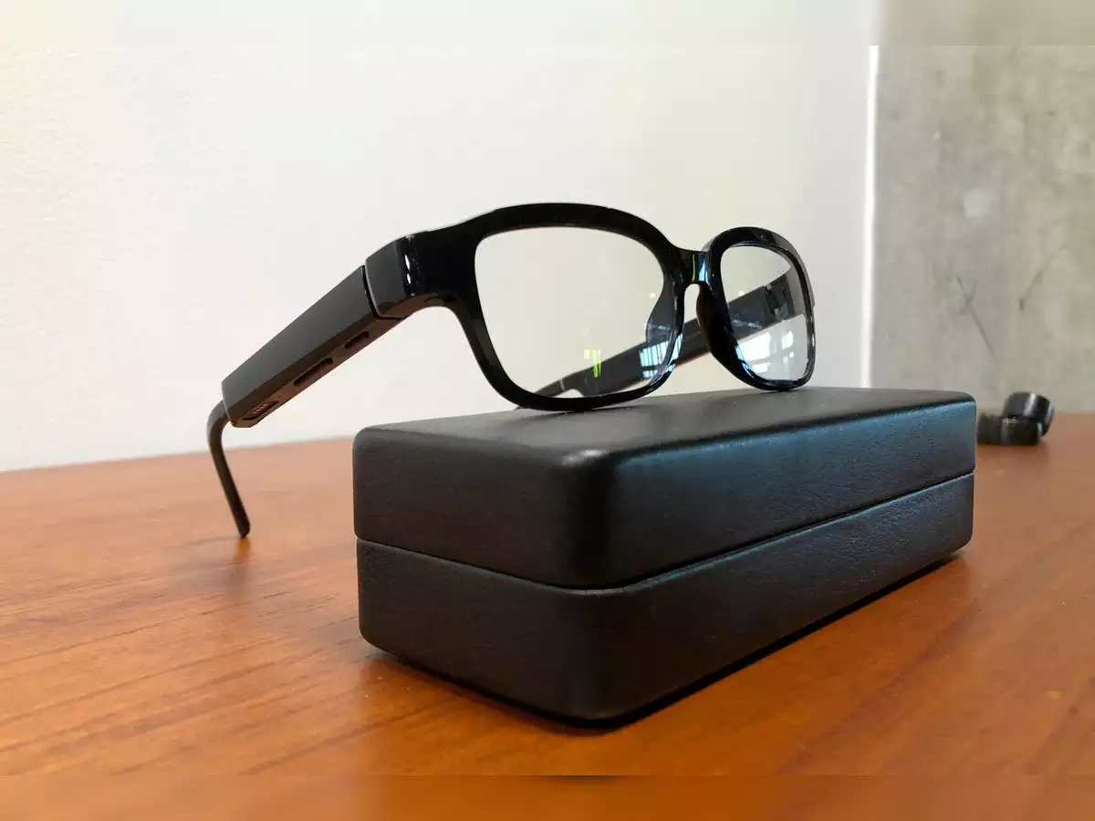 amazon-making-smart-eyeglasses-that-can-offer-turn-by-turn-navigation-heres-all-about-it.webp