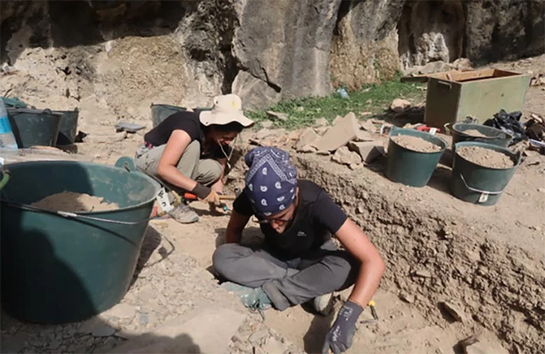 Excavations-at-Soii-Havzak-Site.jpg