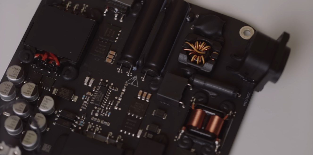 Mac-mini-power-supply-4.jpg