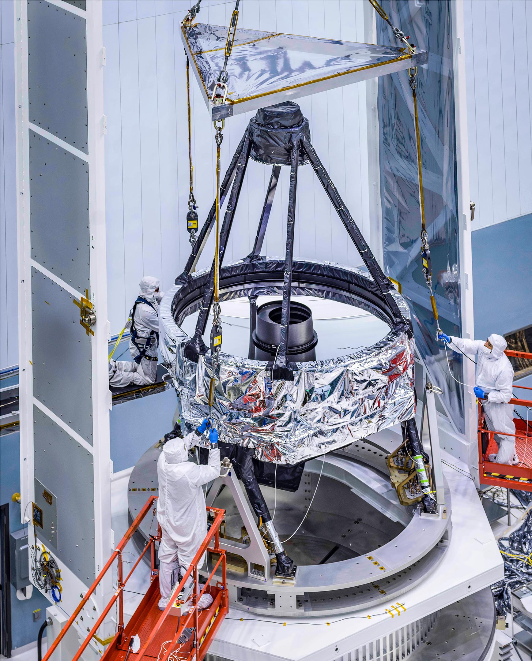 Roman-Optical-Telescope-Assembly-Arrives-at-NASA-Goddard.jpg