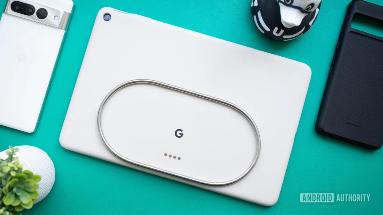 google-pixel-tablet-case-back-scaled-1280w-720h.jpg.webp