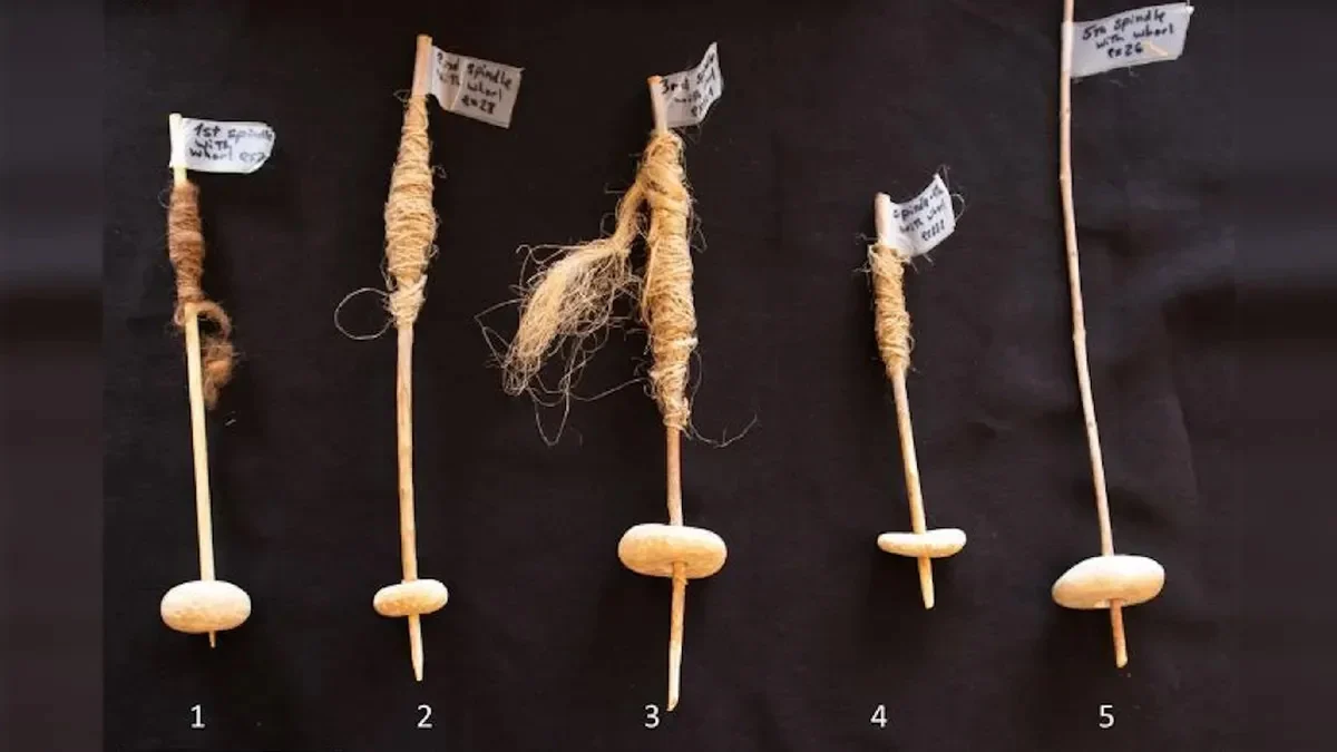 12000-Year-Old-Spindle-Whorls.jpg