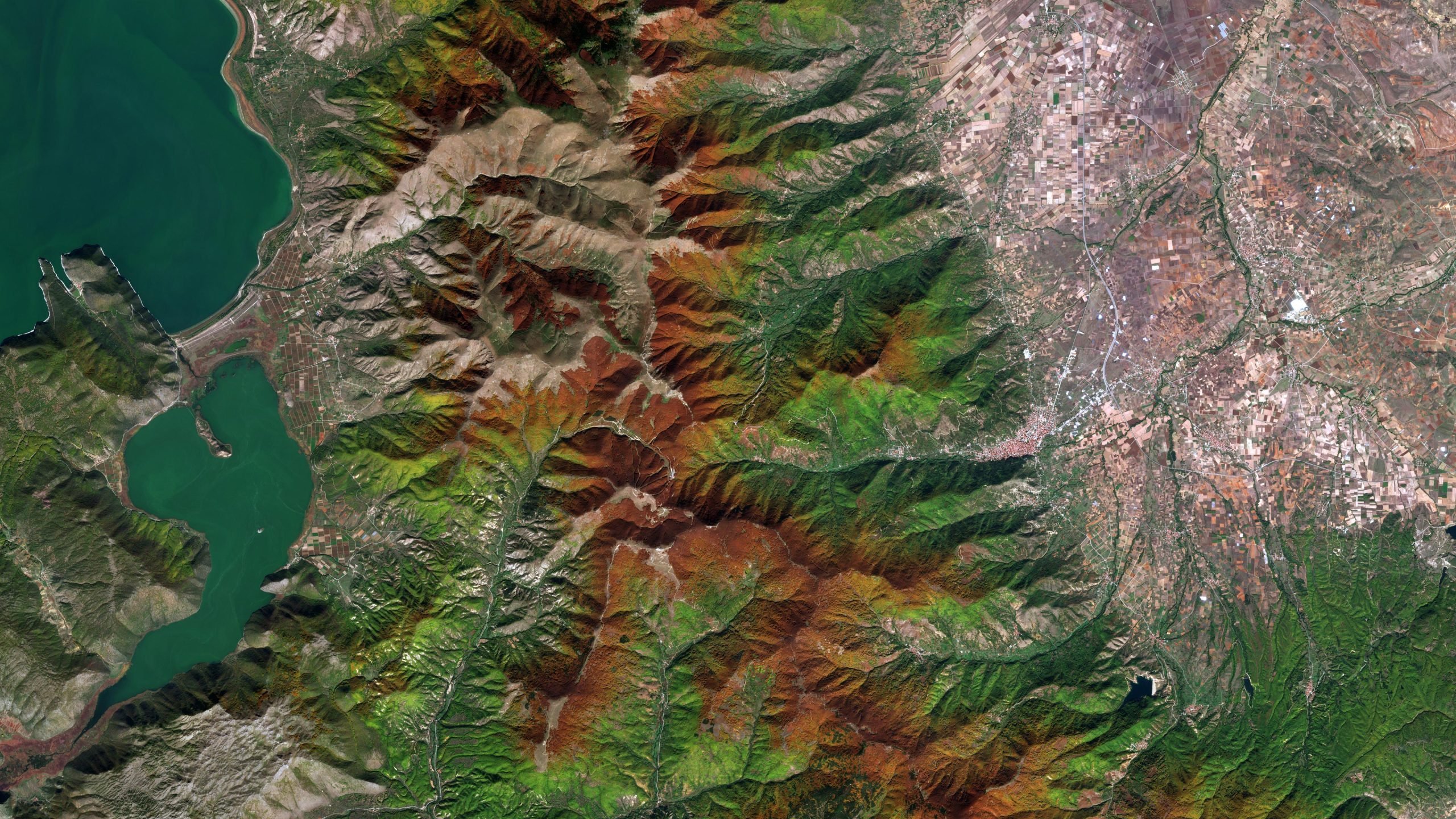 Autumn-Hues-Captured-From-Space-Crop-scaled.jpg