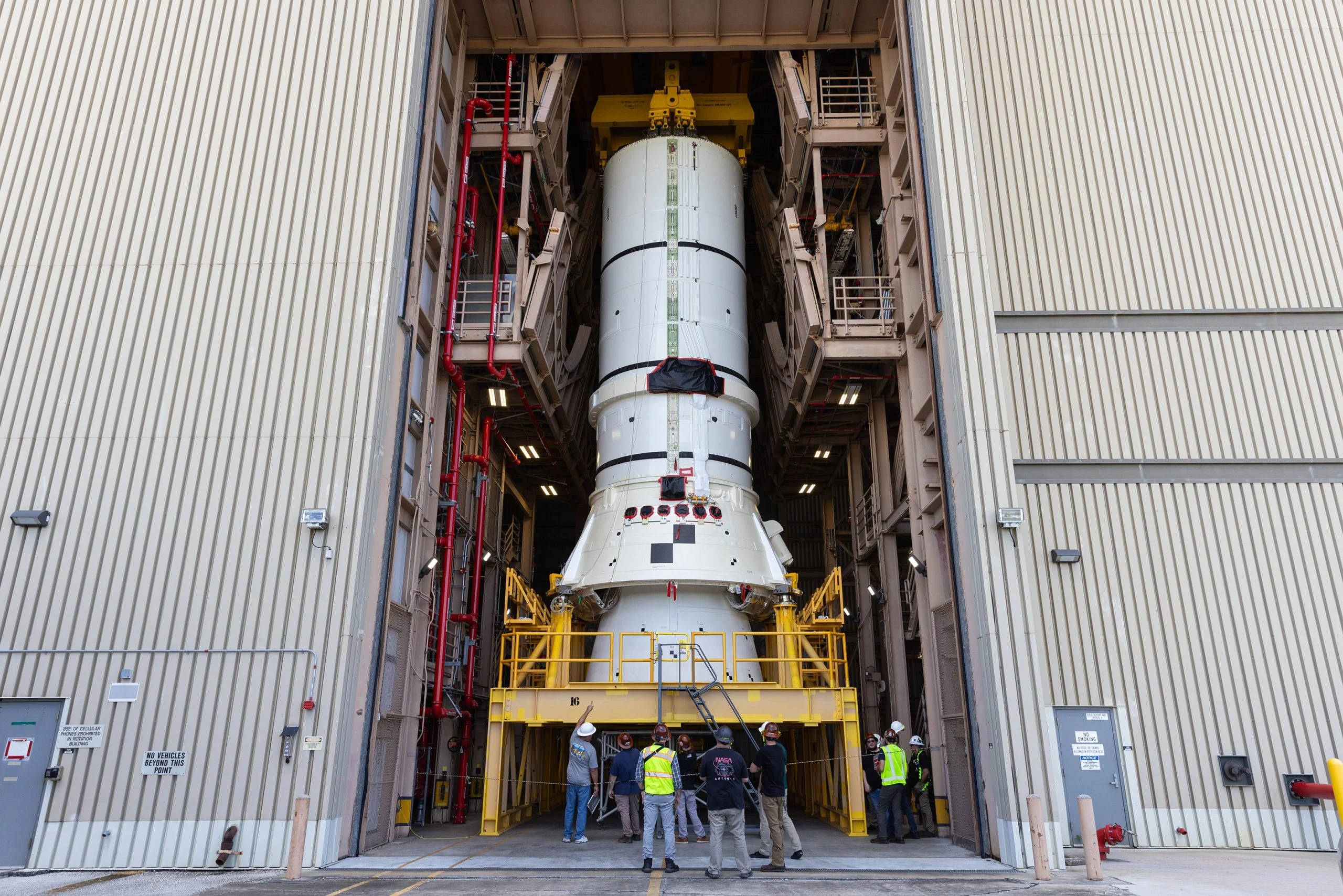 Artemis-II-SLS-Solid-Rocket-Booster-Aft-Assembly-scaled.jpg
