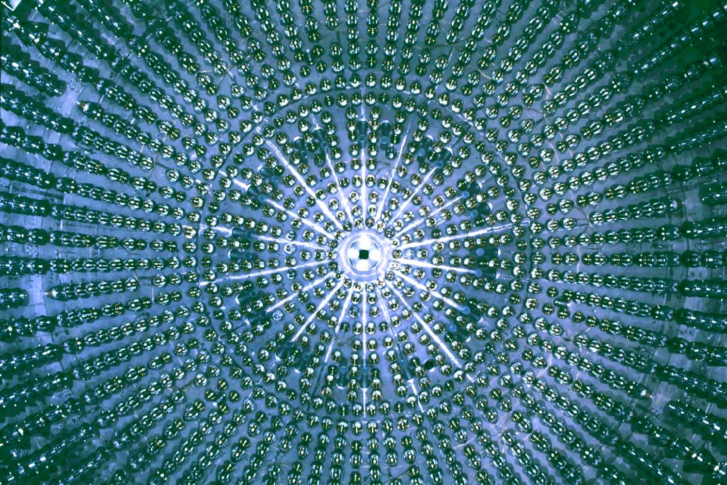 Borexino-Deep-Underground-Particle-Physics-Experiment.jpg
