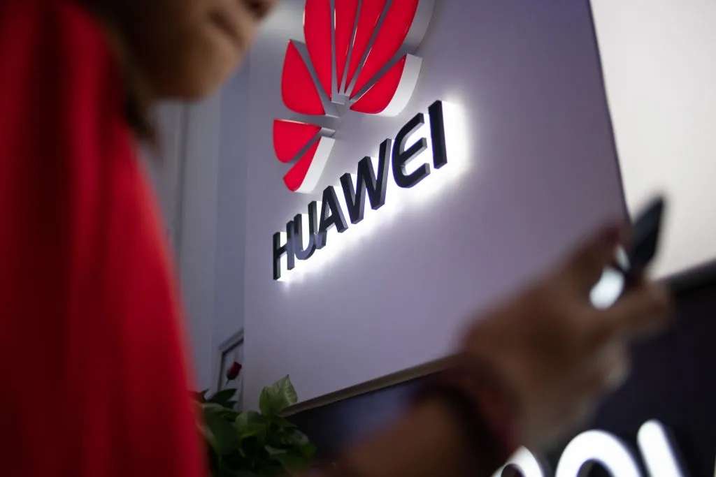 Huawei-telecom-equipment.jpg