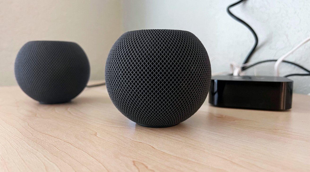 52344-104288-homepods-apple-tv-hotel-xl.jpg