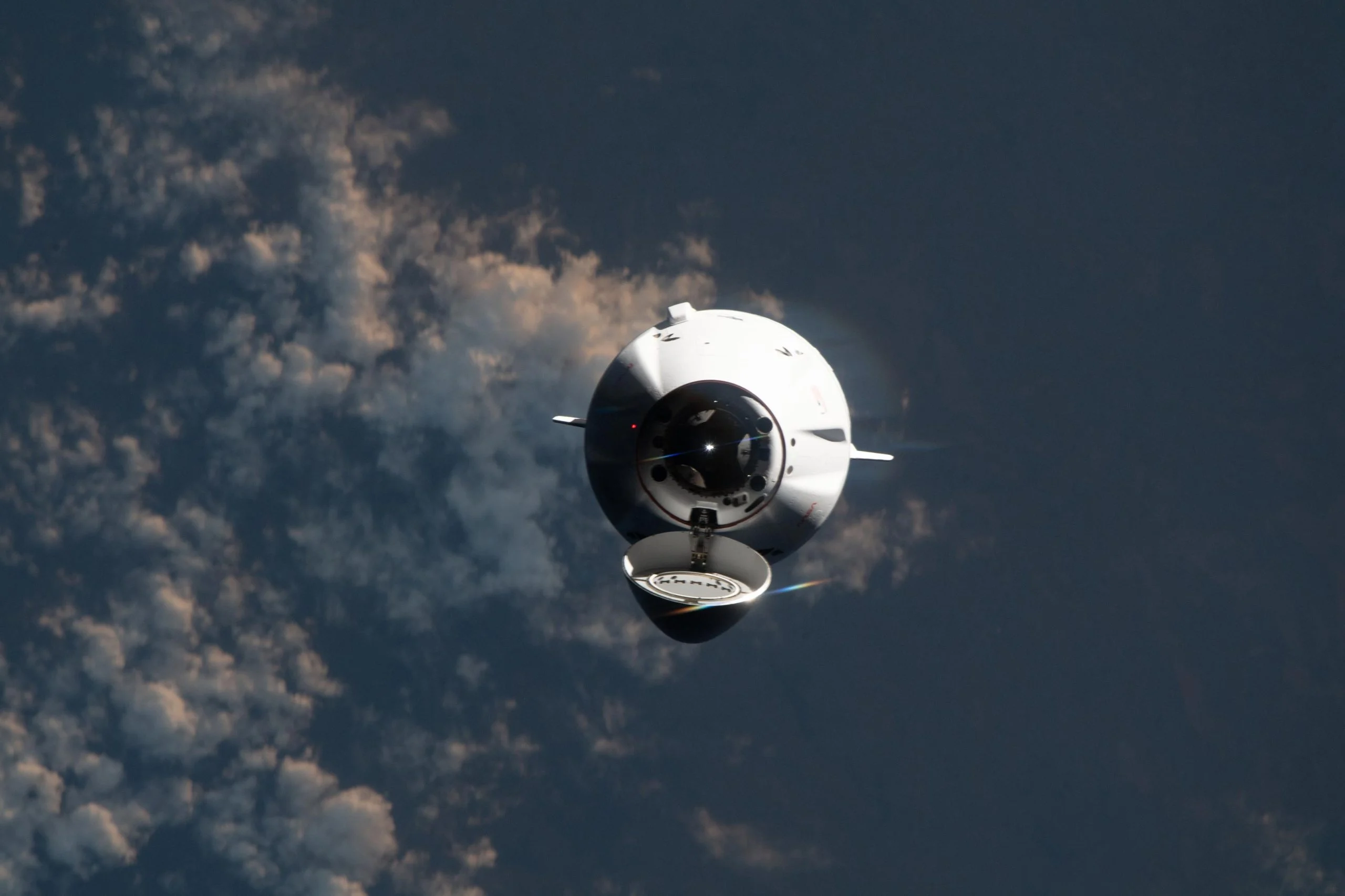 SpaceX-Dragon-Above-Indonesias-Savu-Sea-scaled.jpg