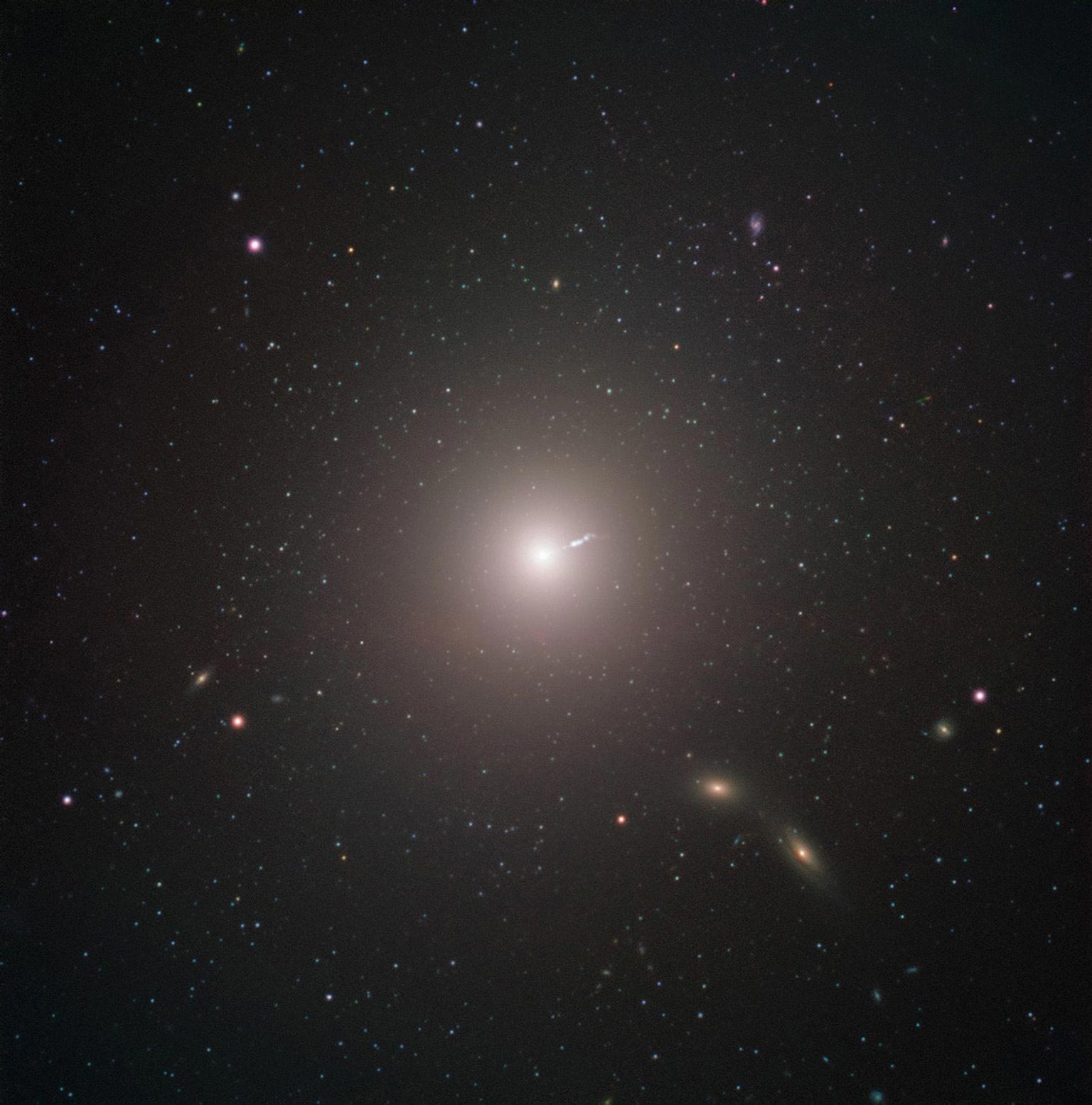 M87-Black-Hole-Jet-Event-Horizon-Telescope.jpg