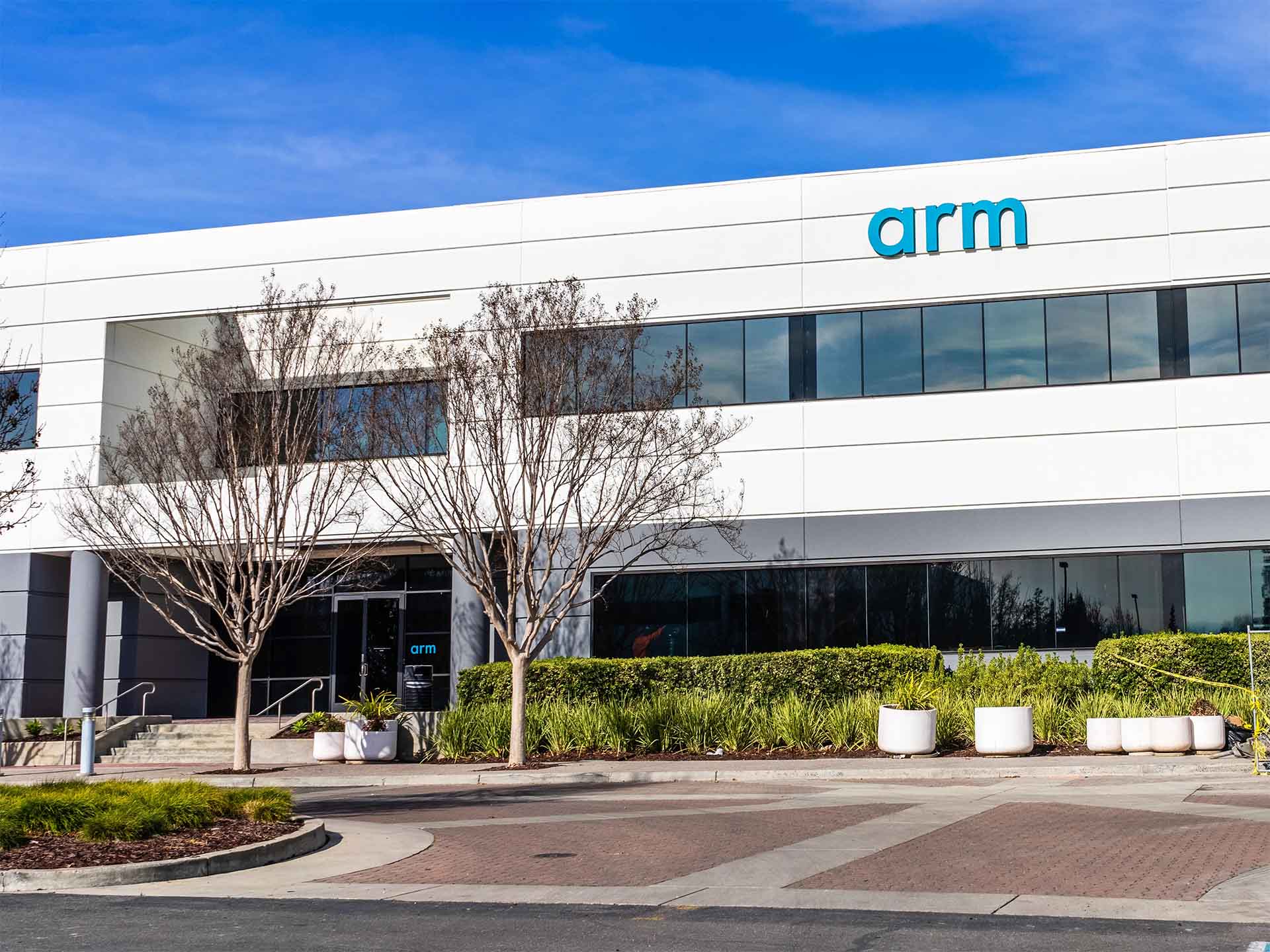 ARM-holdings.jpg