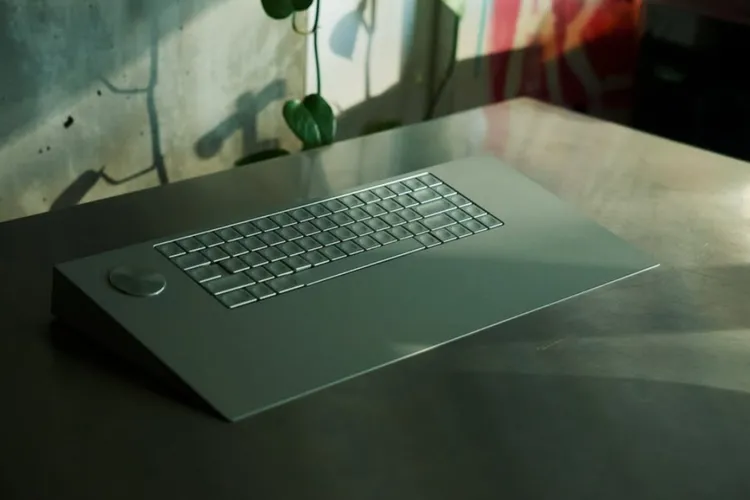 Icebreaker_keyboard_desk.webp