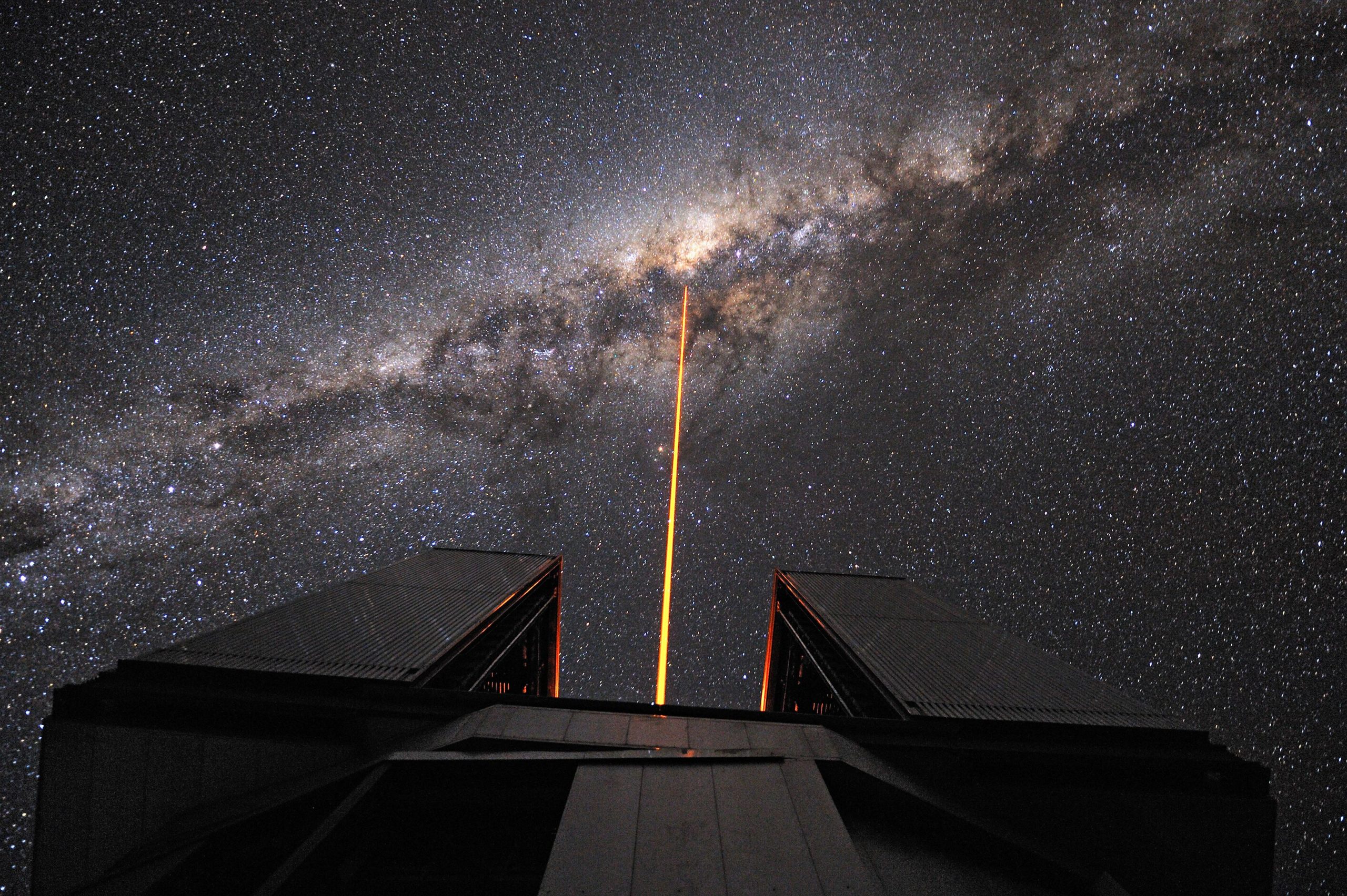 Laser-Guide-Star-Milky-Way-Heart-scaled.jpg