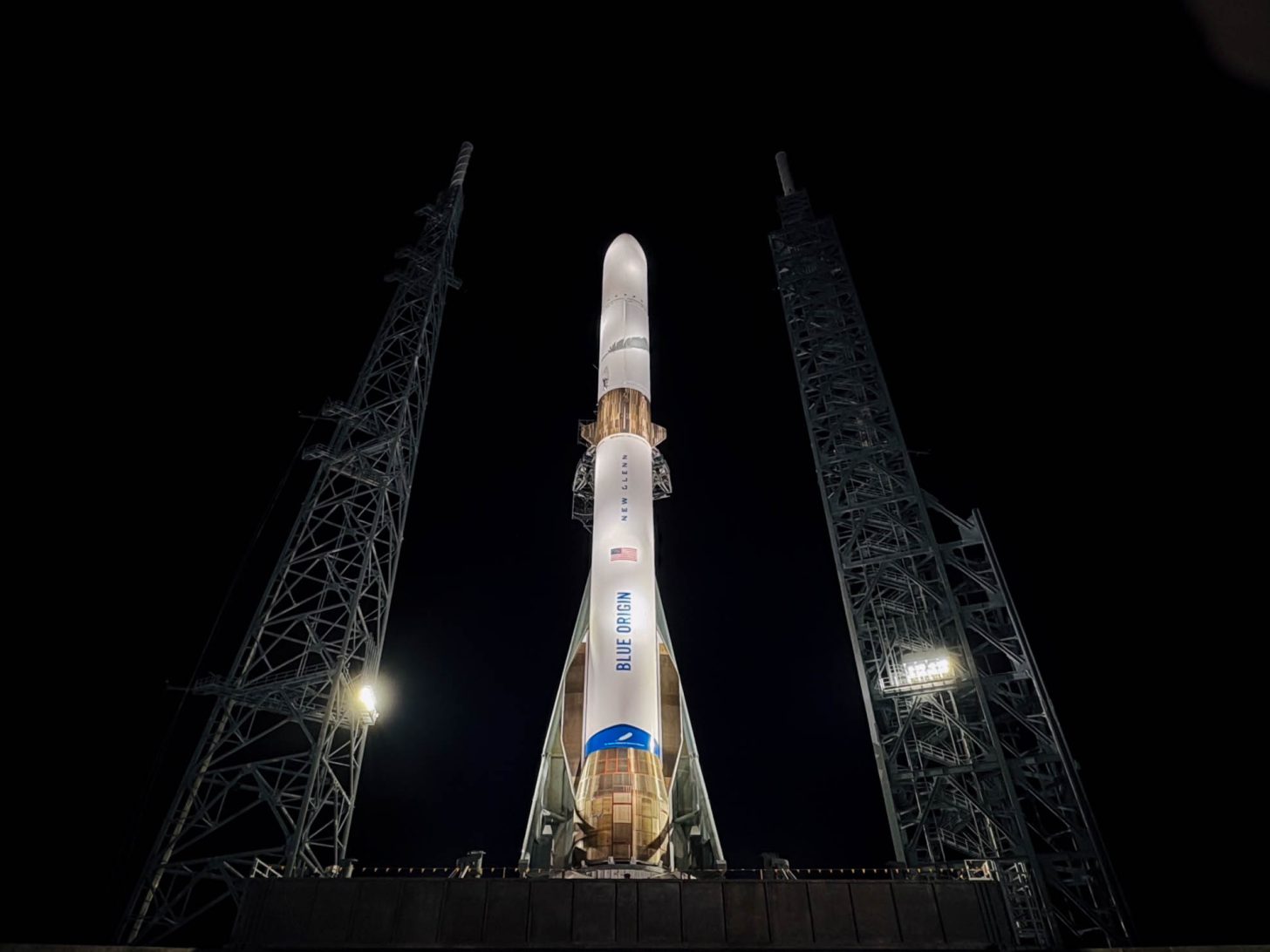 BLUE-ORIGIN-NEW-GLENN-CAPE-CANAVERAL-1456x1092.jpeg