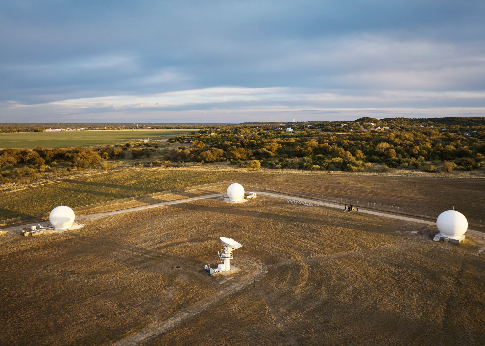 GLOBAL-STAR-GROUND-STATION.jpg