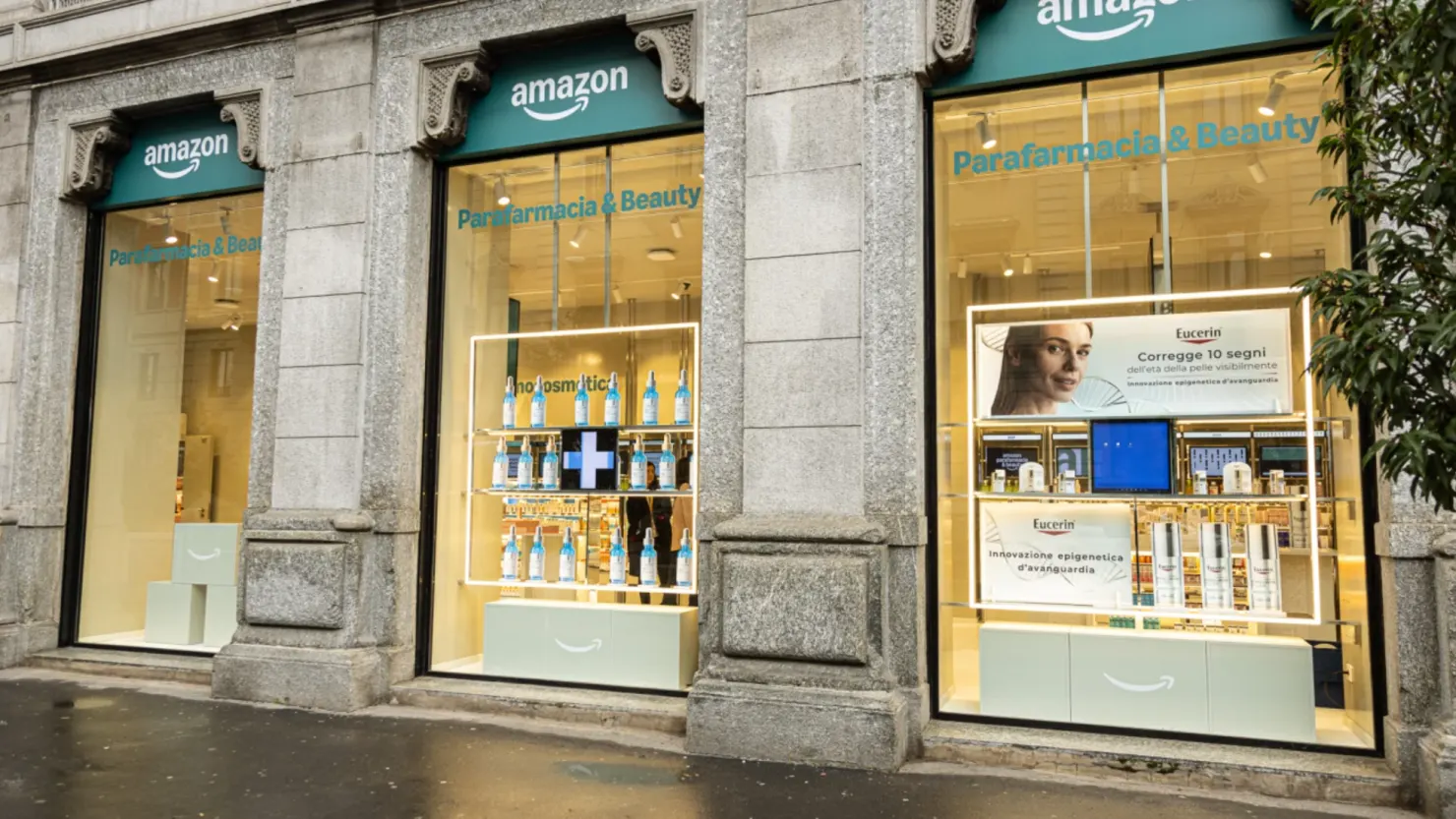 108100898-1739303206346-amazon_parapharmacy.webp