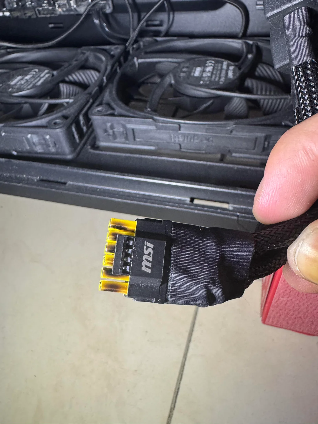 rtx-5090-power-connector-melted-v0-bc4ta98l7r2f1.webp