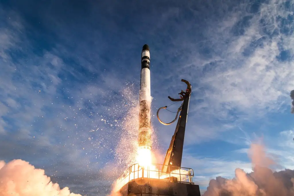 electron_image_20190705175640-1024x683.webp