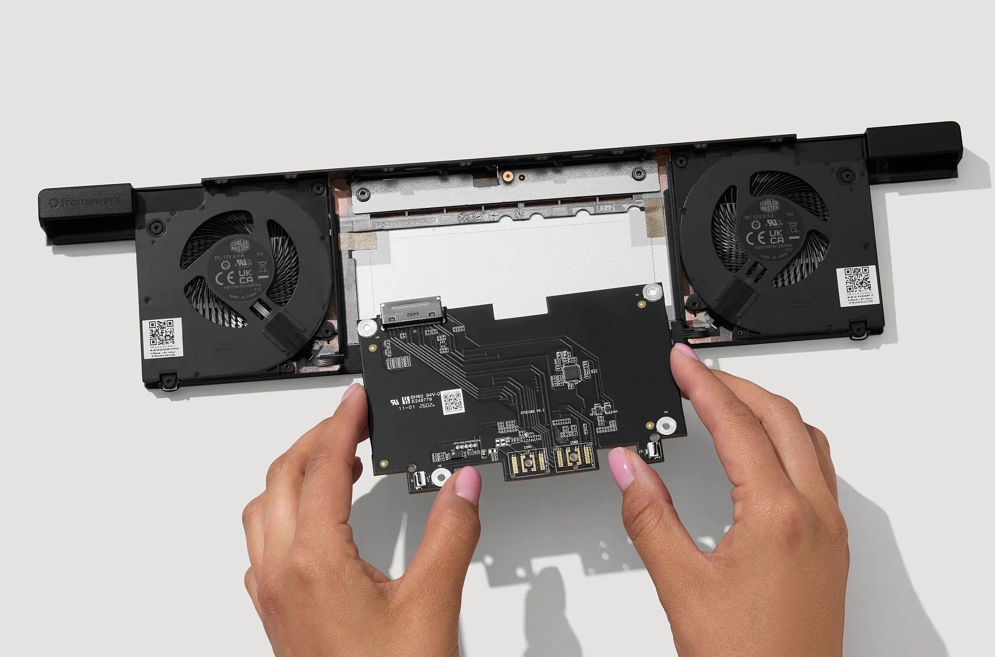 Riser-1-Framework-eGPU-Mainboard-WOEnclosure.jpg