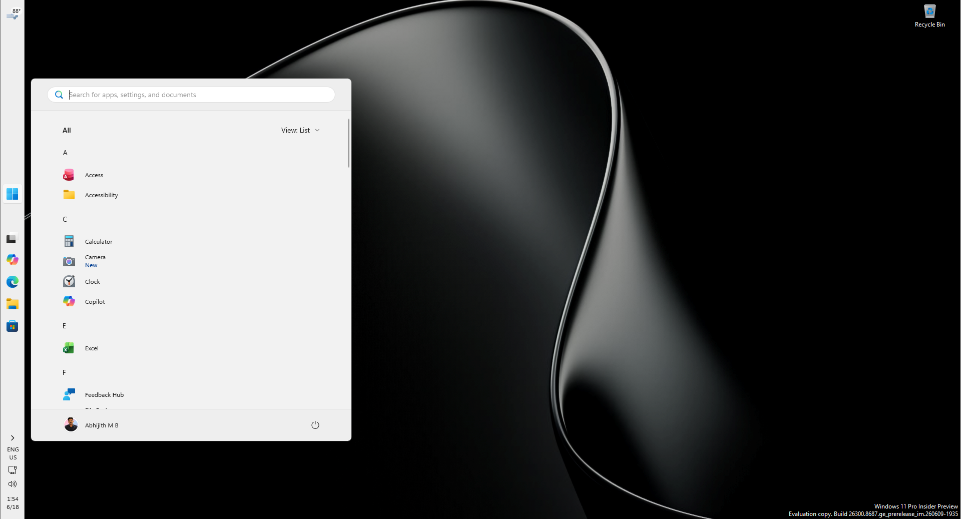 Windows-11-taskbar-left-aligned.png