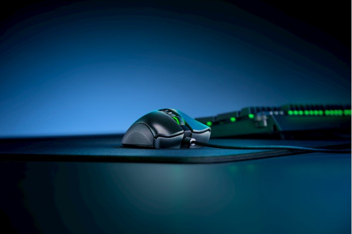 DeathAdder-V2-3.jpg